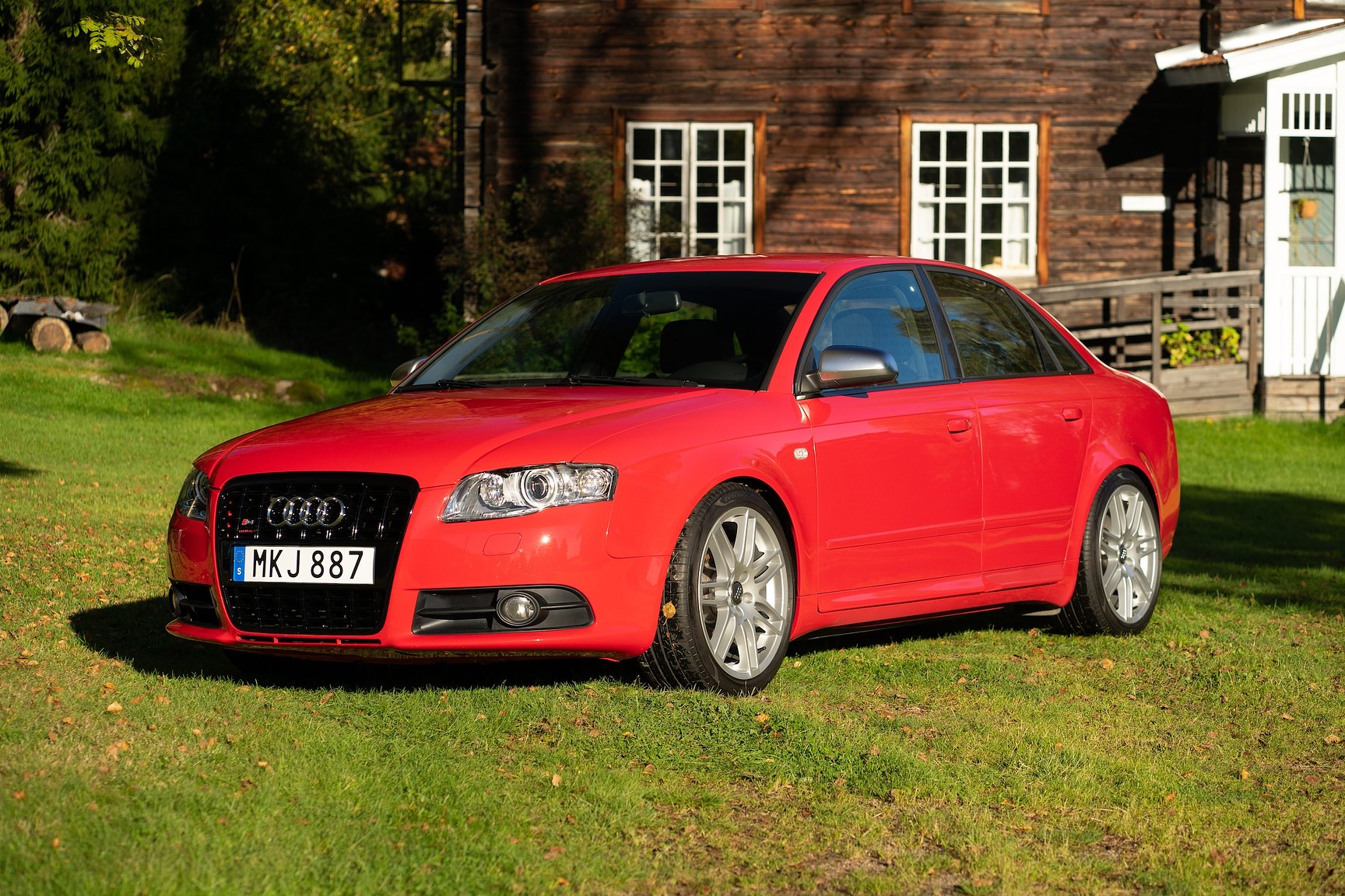 Exterior image of 2007 Audi  S4 quattro 4.2 V8 manuell