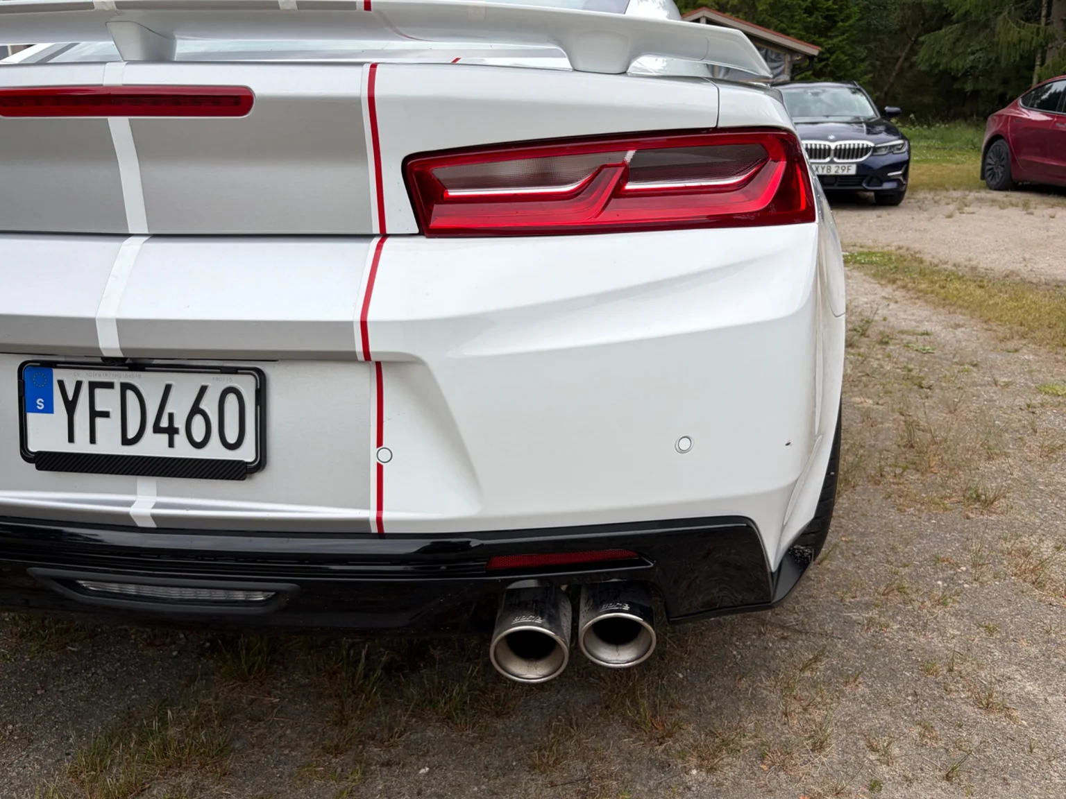 Exterior image of 2017 Chevrolet Camaro SS (50)