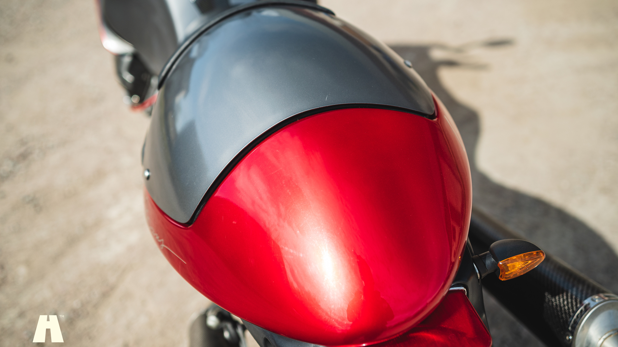 Exterior image of 2002 Moto Guzzi V11 Le Mans (48)