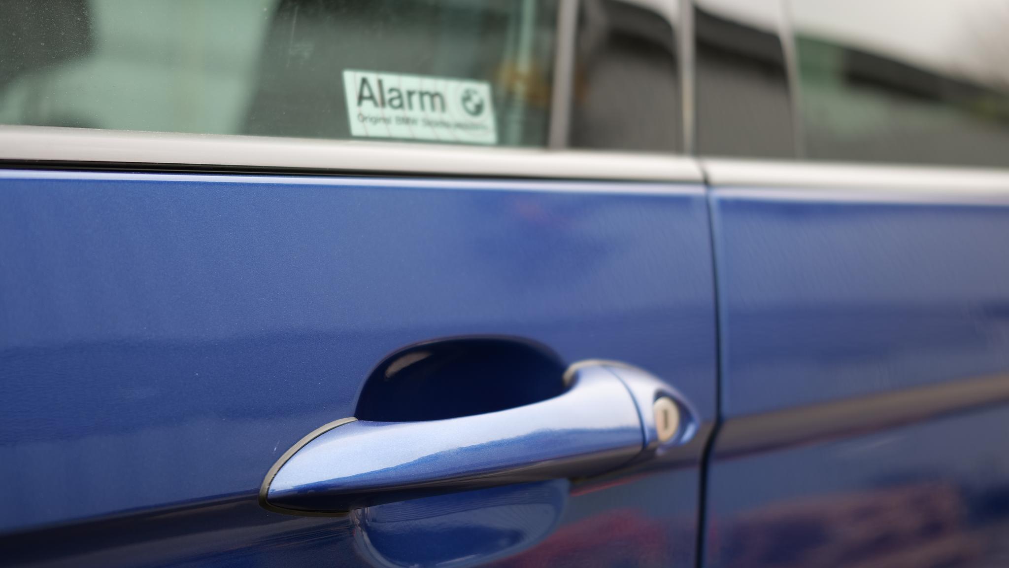 Exteriörbild på 2005 BMW X5 4,8IS (32)