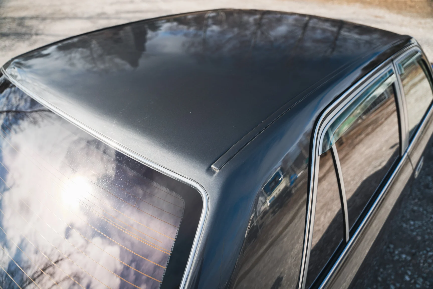Aussenfoto 2000 Toyota Century V12 G50 (14)