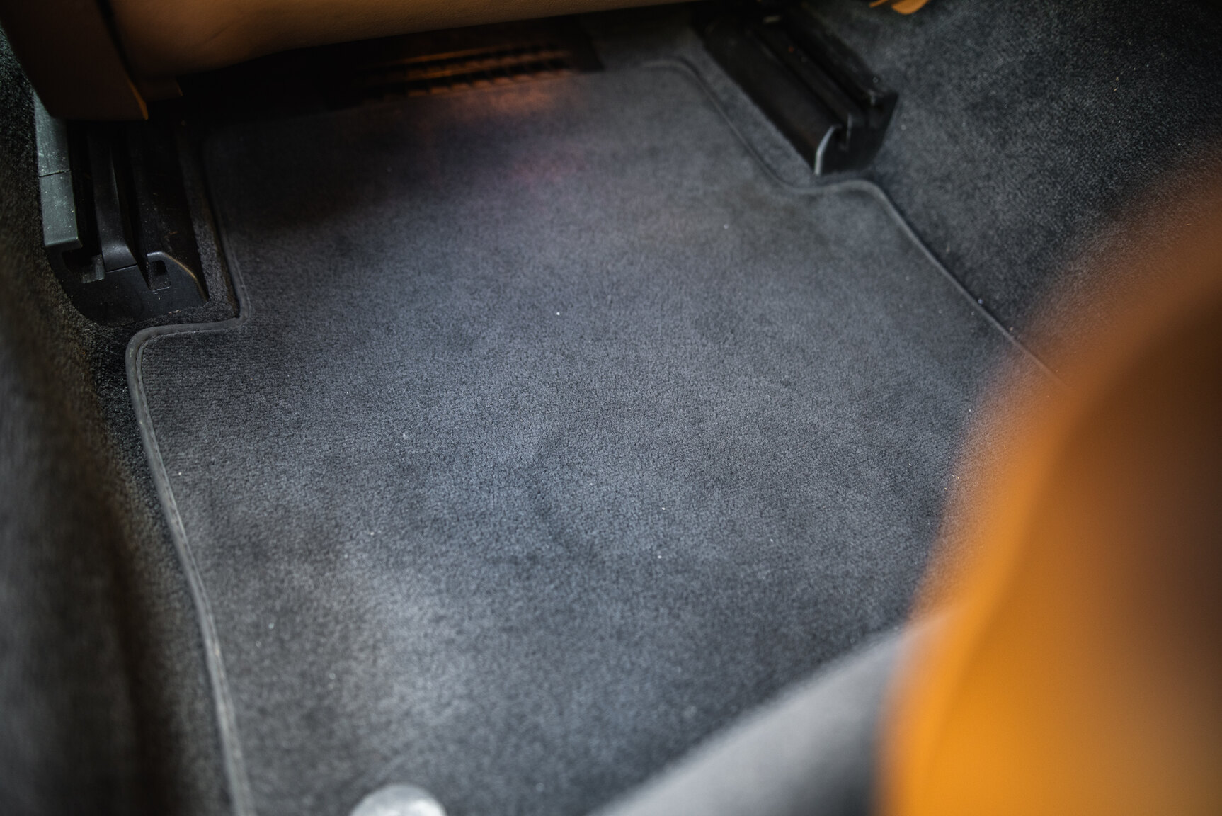 Interior image of 2009 Audi S8 5.2 V10 FSI Quattro