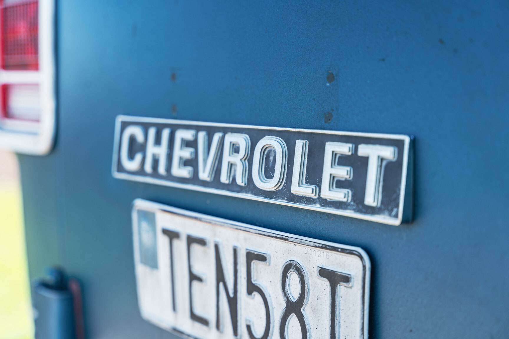 Exterior image of 1978 Chevrolet G10 Sport Van