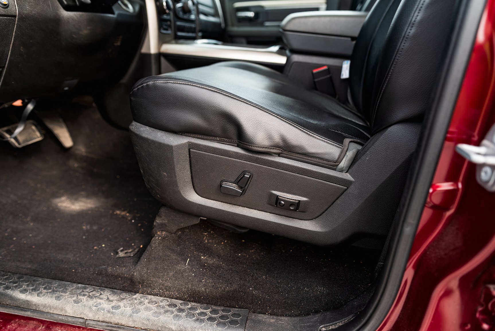 Interior image of 2019 Dodge Ram 1500 Classic Crew Cab 5.7 V8 HEMI 