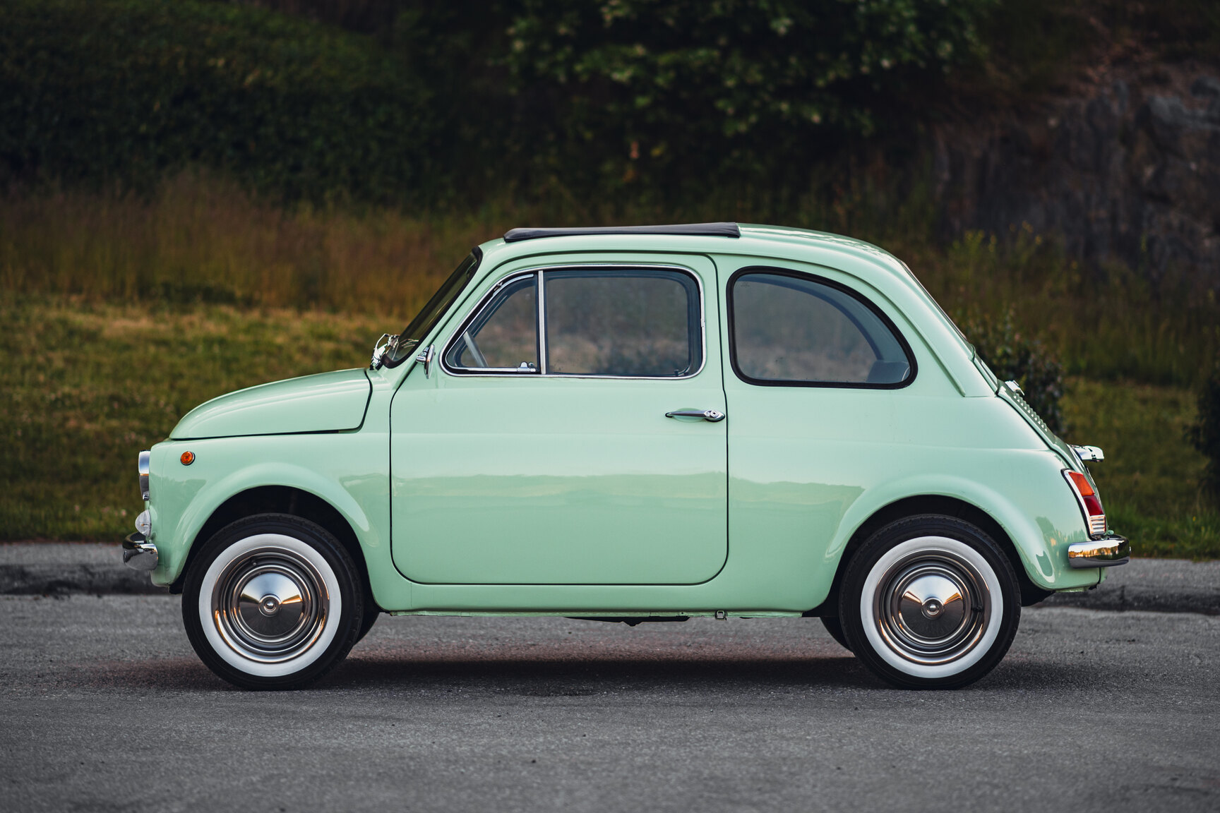 Exteriörbild på 1967 Fiat 500 "No Reserve Auction"
