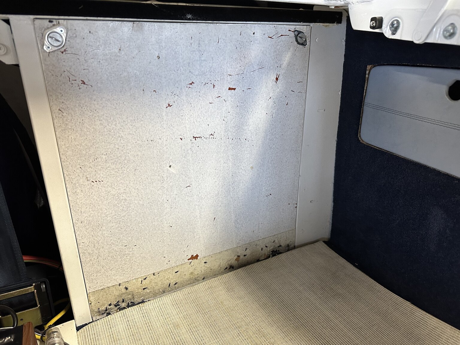 Interior image of 1932 Custom Ford Rod White Ice