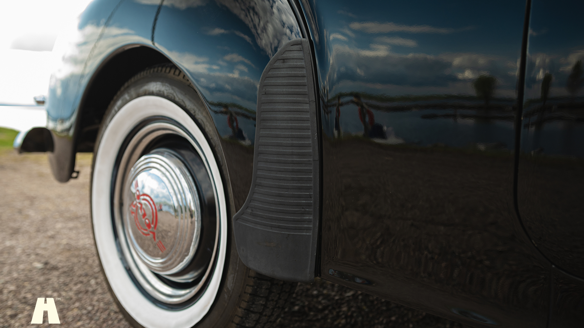 Exterior image of 1953 Volvo PV 444E