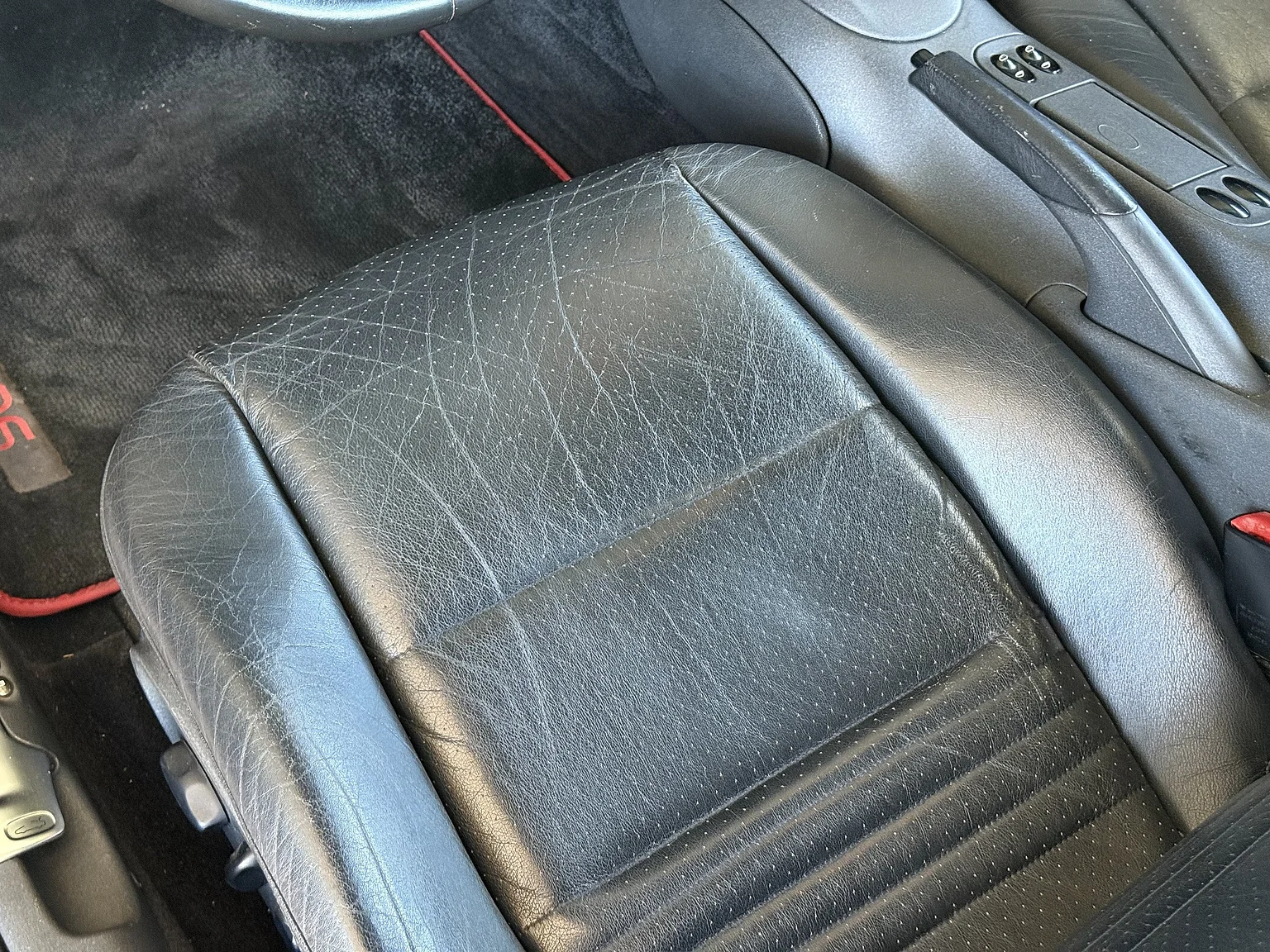 Innenraumfoto von 1998 Porsche 996 Carrera (3)