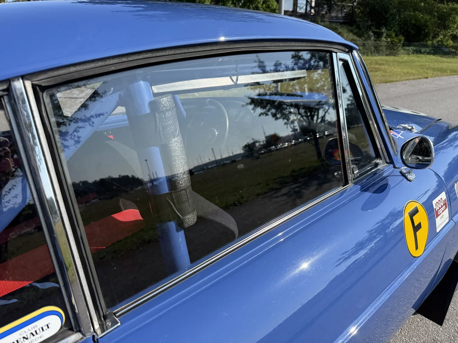 Exteriörbild på 1962 Renault Floride Coupé (59)