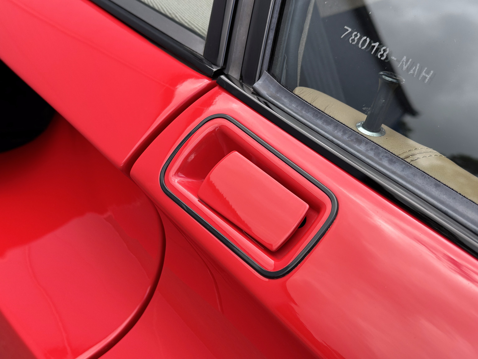 Exteriörbild på 1988 Ferrari 328 GTB