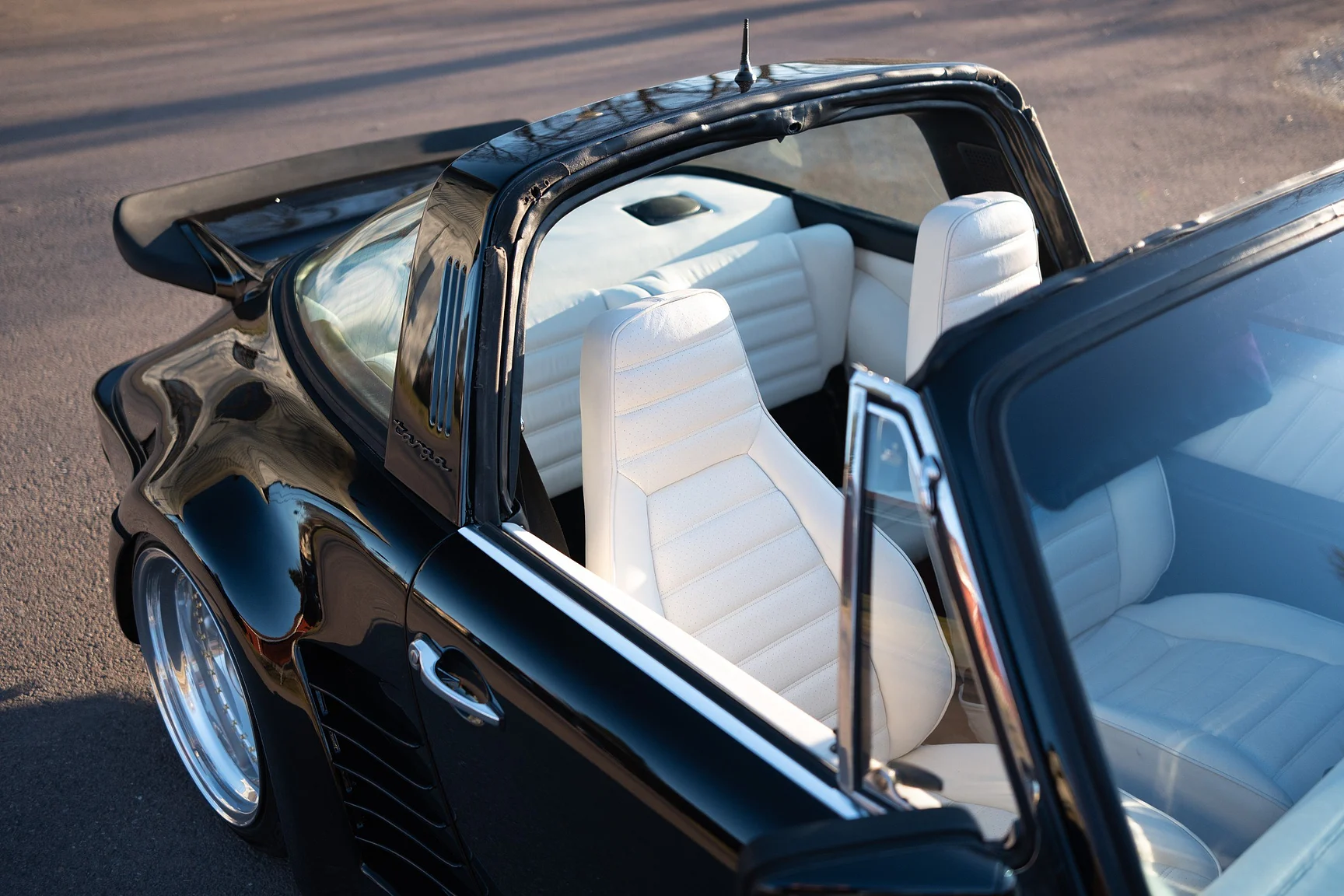 Innenraumfoto von 1976 Porsche 911 Targa Flachbau - Josef Zirkelbach DP (28)