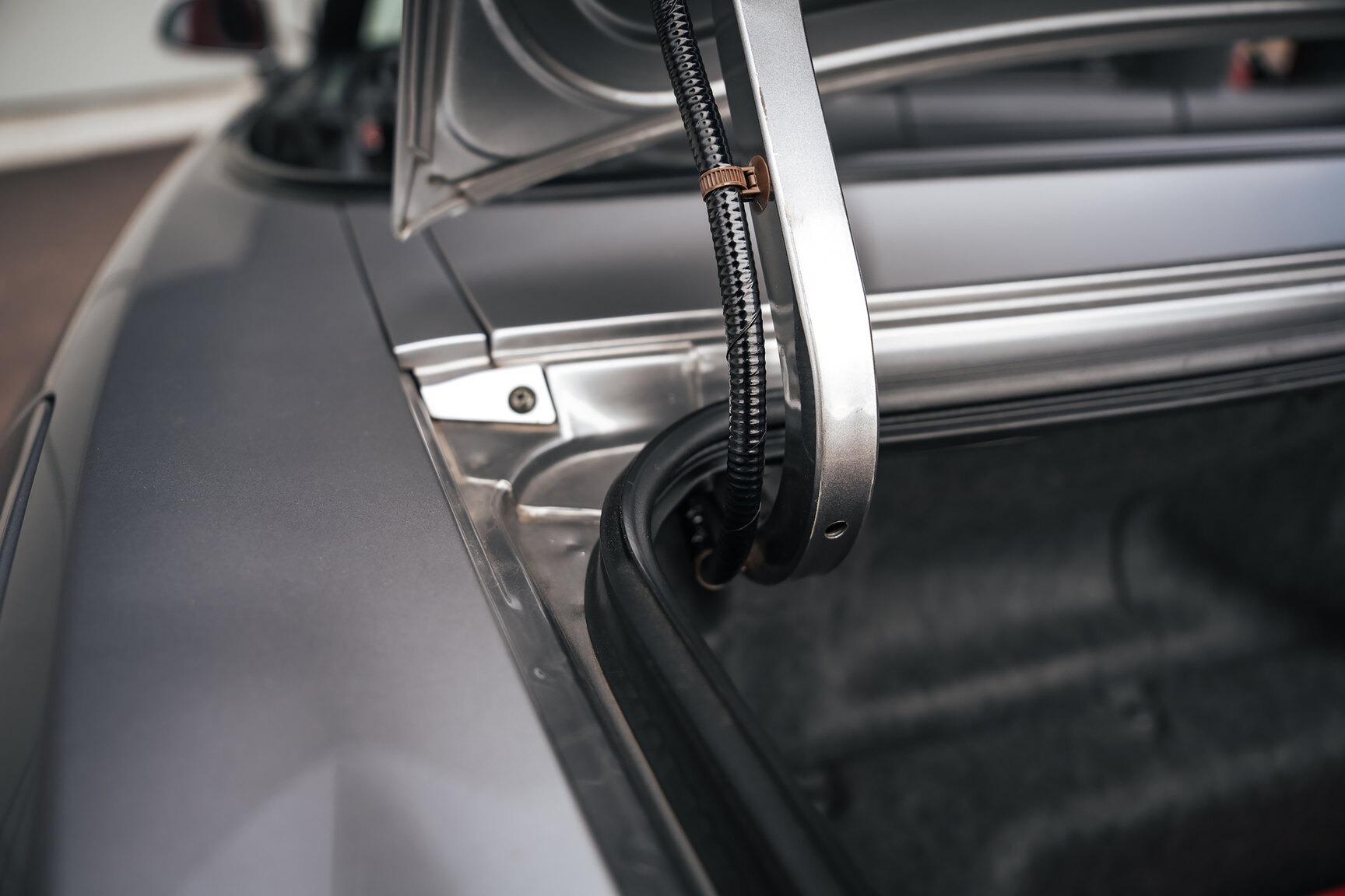 Interior image of 2000 Honda S2000 AP1