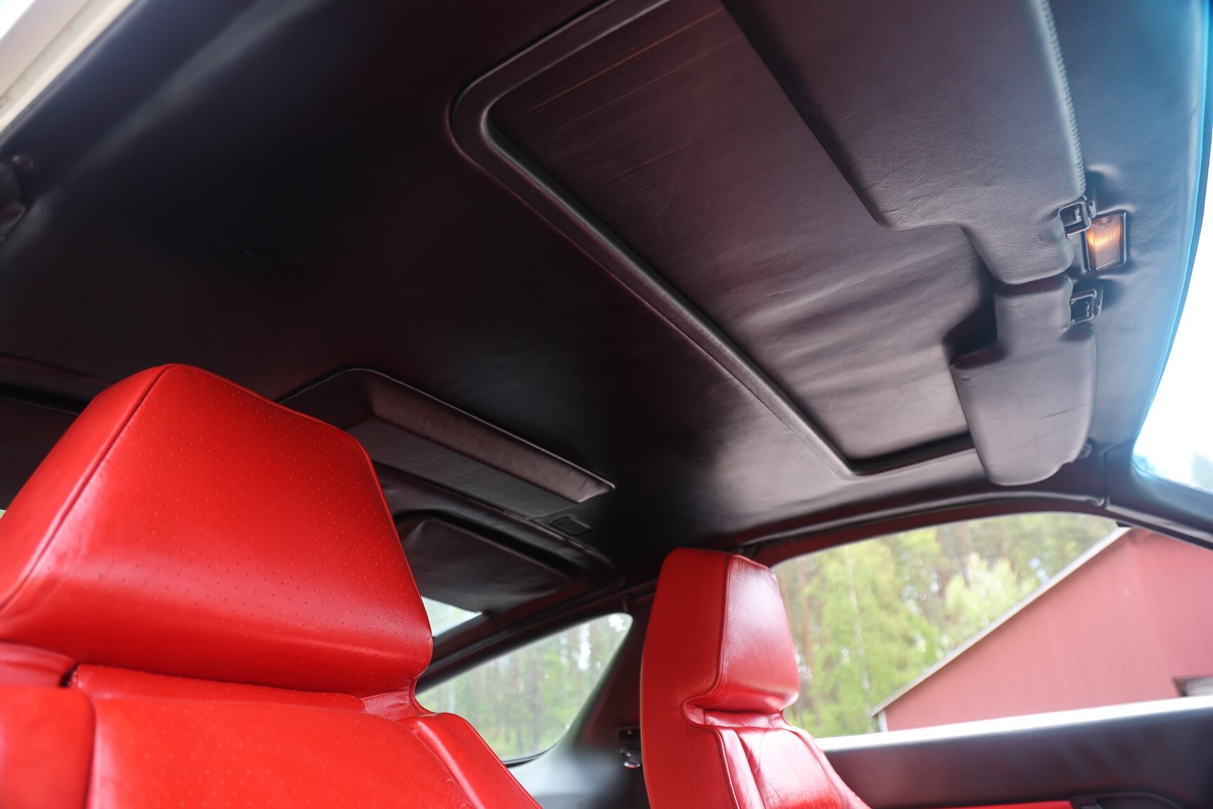 Interior image of 1981 Porsche 928 S