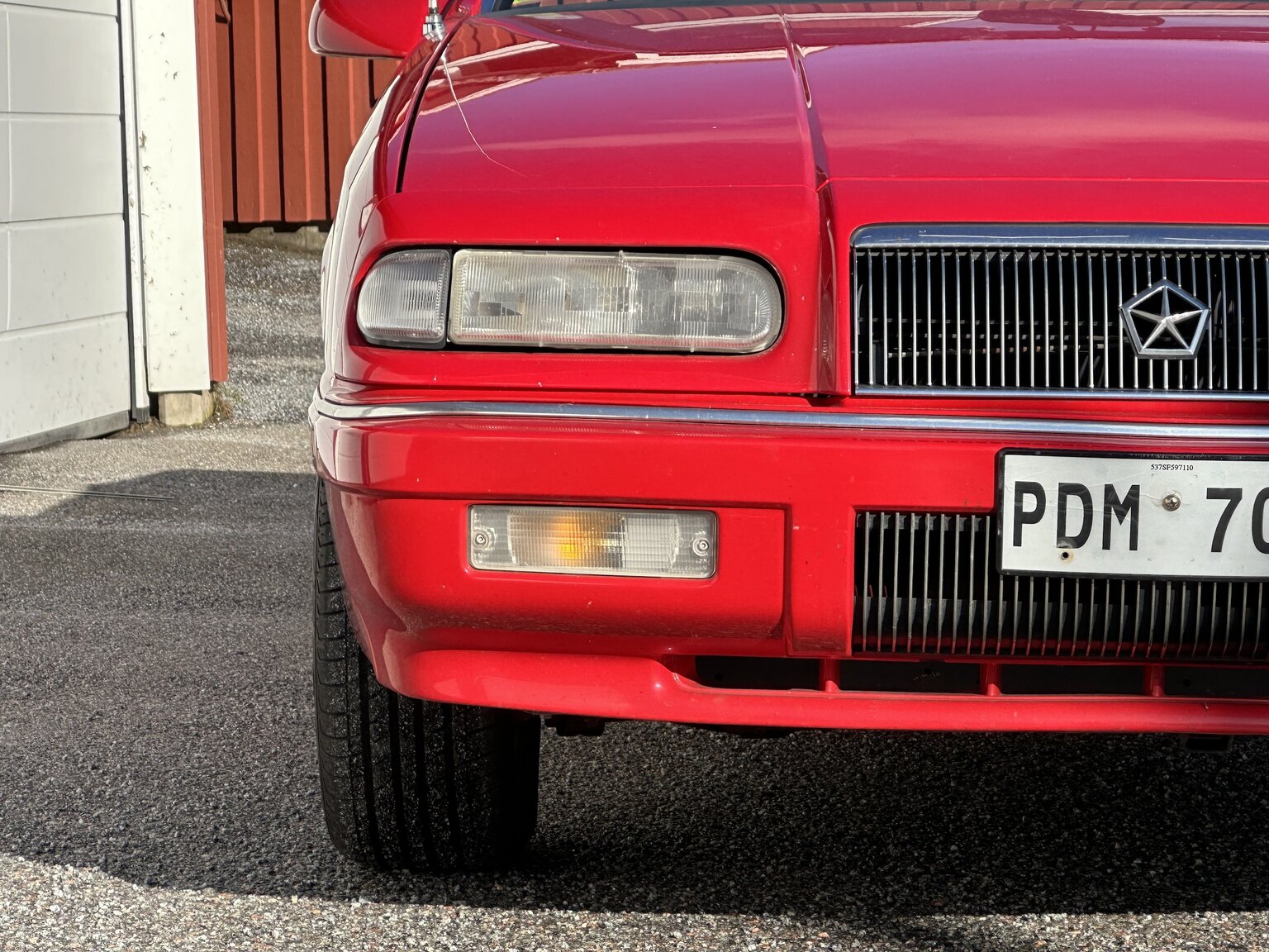 Exteriörbild på 1995 Chrysler LeBaron