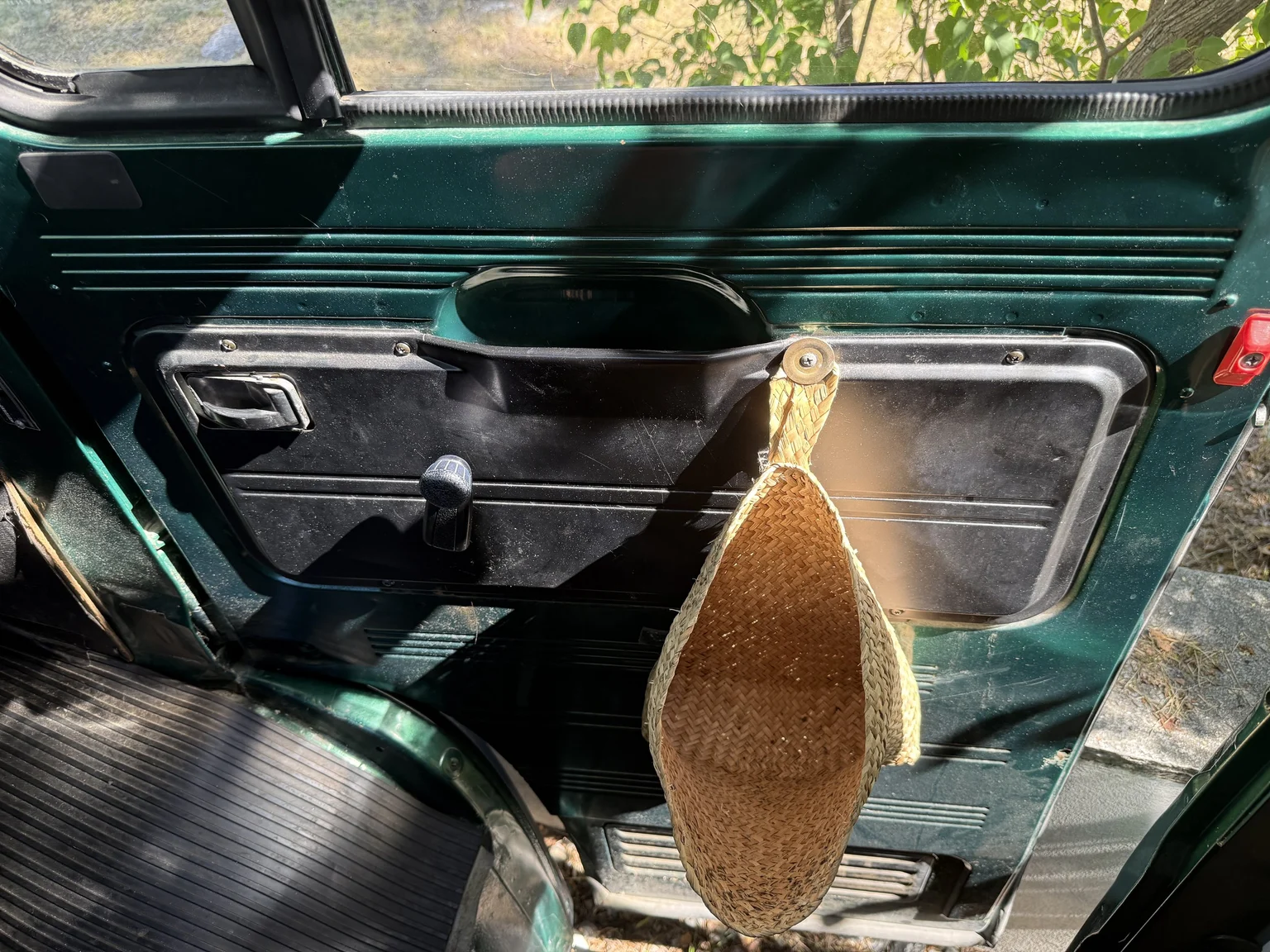 Interior image of 1979 Mercedes-Benz L 508 DGE Skåpbil (27)
