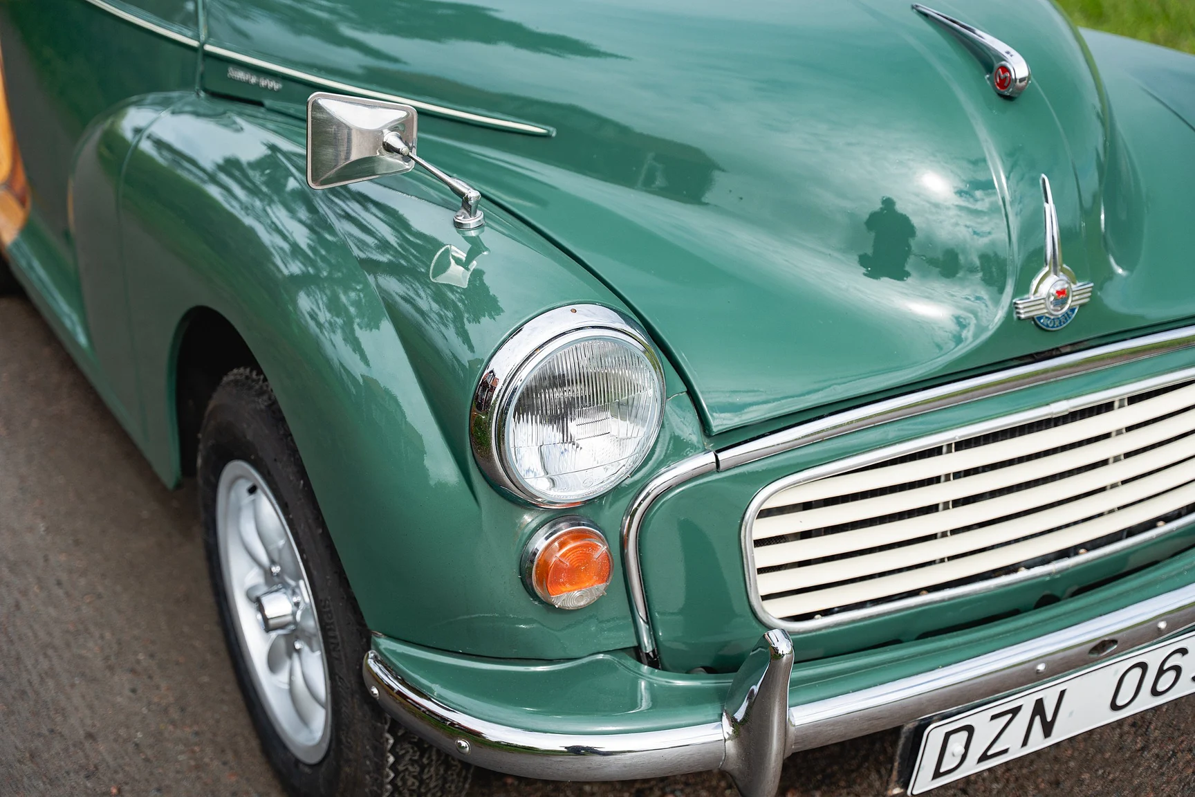 Exterior image of 1968 Morris Minor Traveller (20)