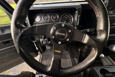 Interior image of 2002 Land Rover Defender 90 2.5 Td5