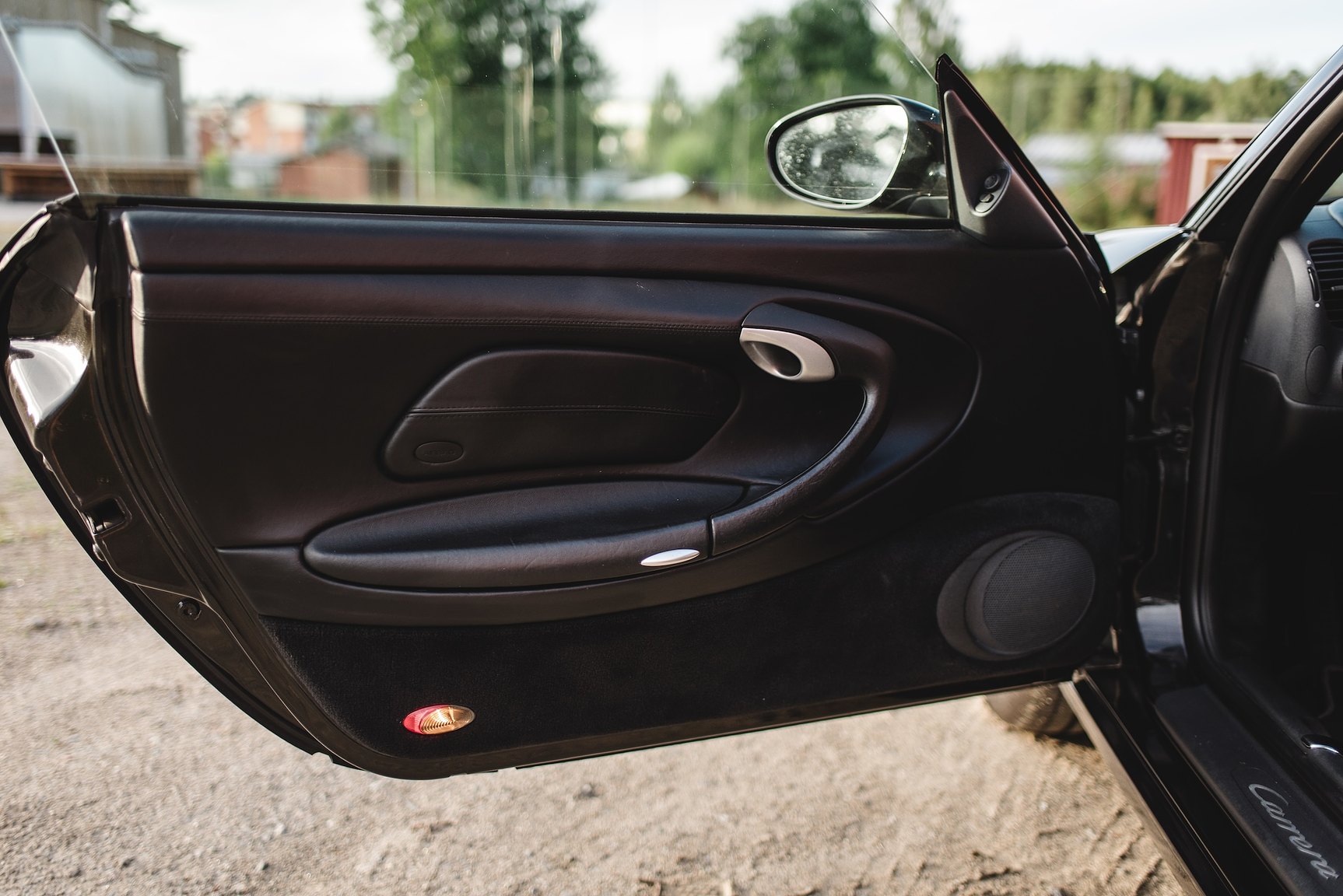 Interior image of 1998 Porsche 996 Carrera 