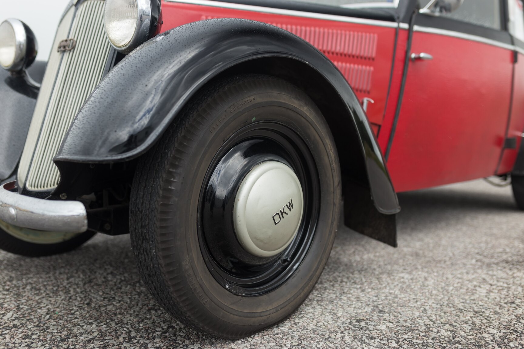 Exterior image of 1939 DKW Favorit Sedan