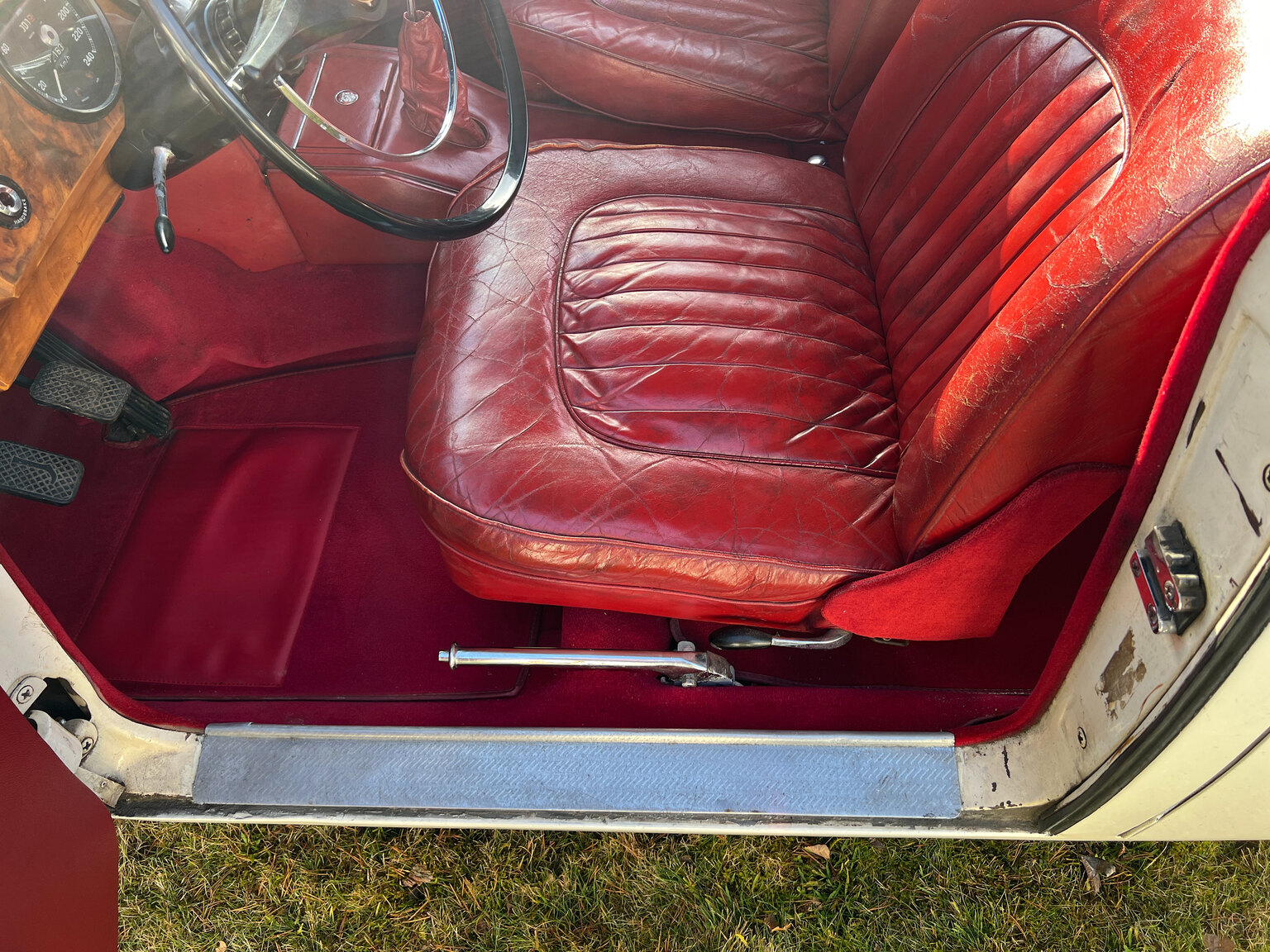 Interior image of 1963 Jaguar Mark II 3.8 Litre