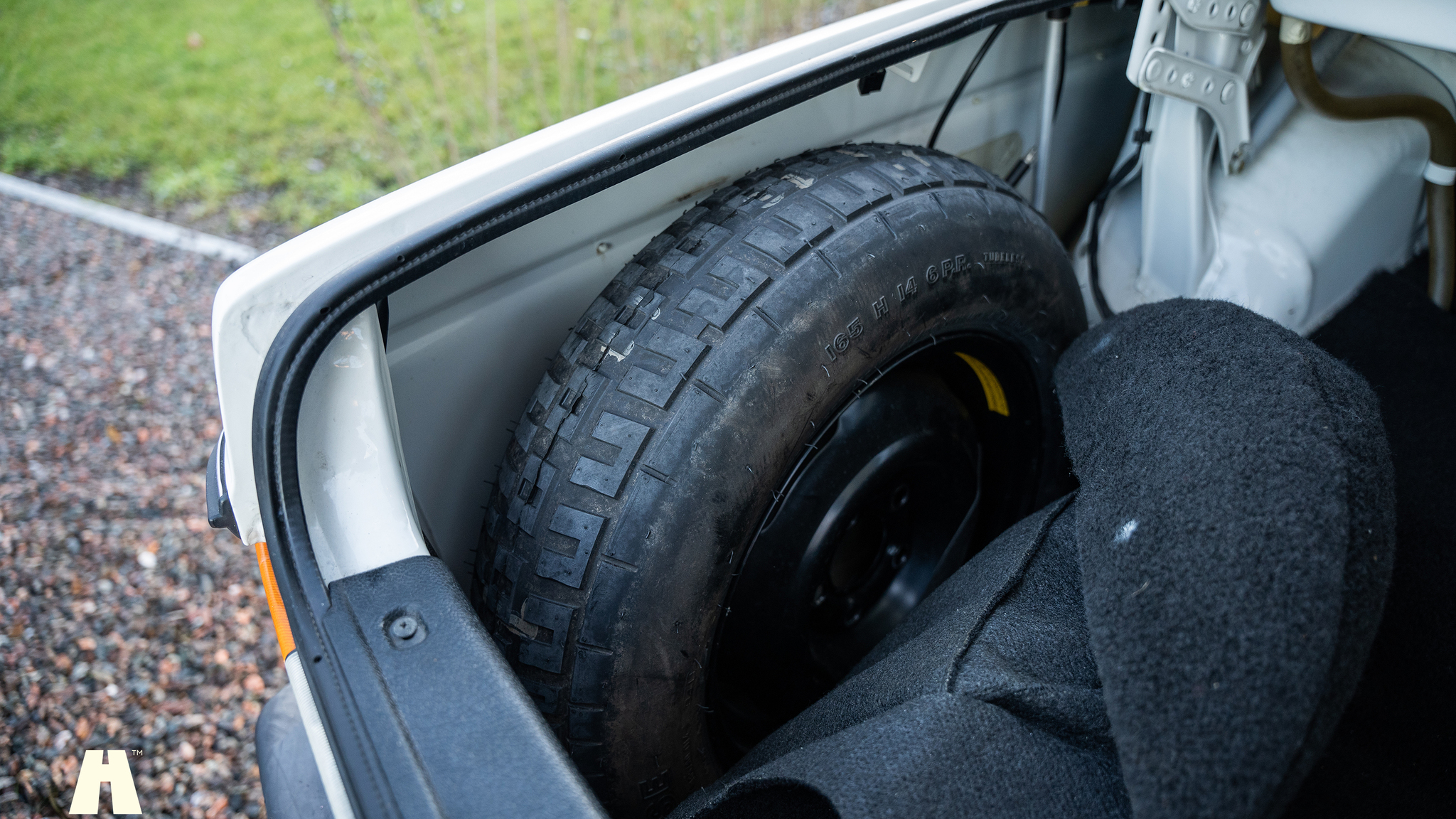 Innenraumfoto von 1988 Volvo 240 GL