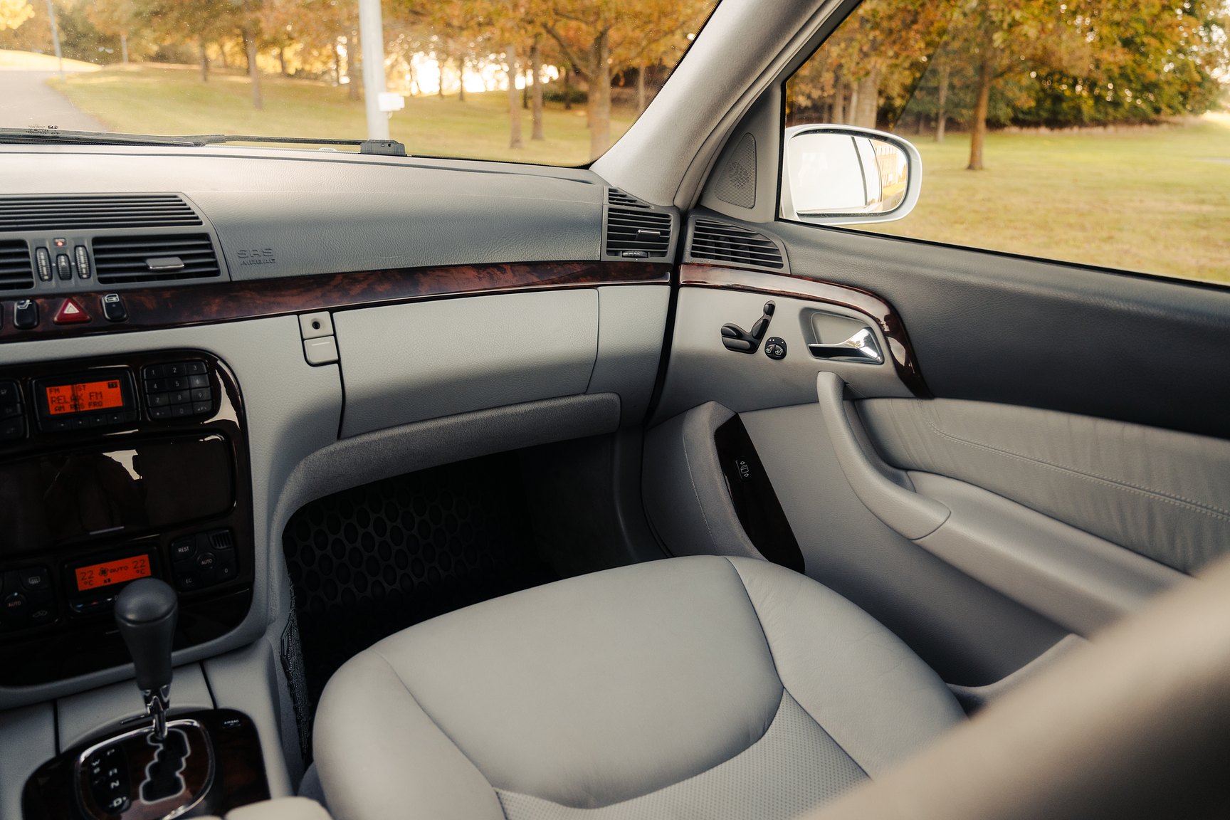 Interiörbild 1999 Mercedes-Benz S 320