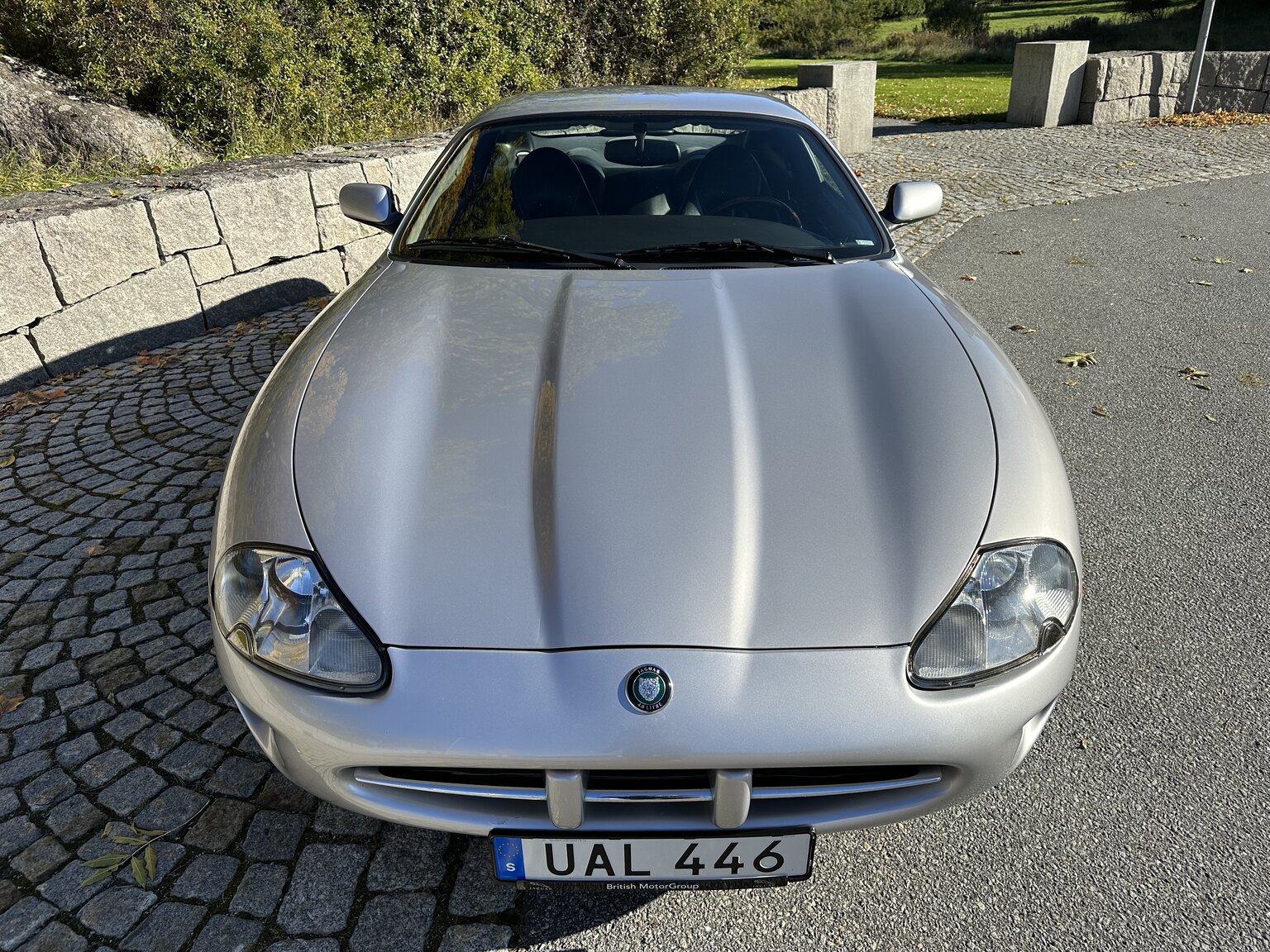 Exteriörbild på 2000 Jaguar XK 8