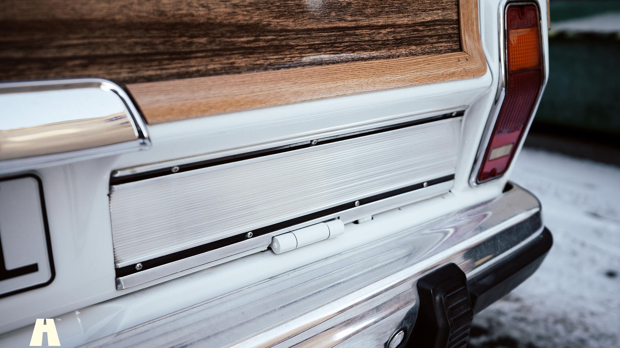 Aussenfoto 1991 Jeep Grand Wagoneer 1991 (17)