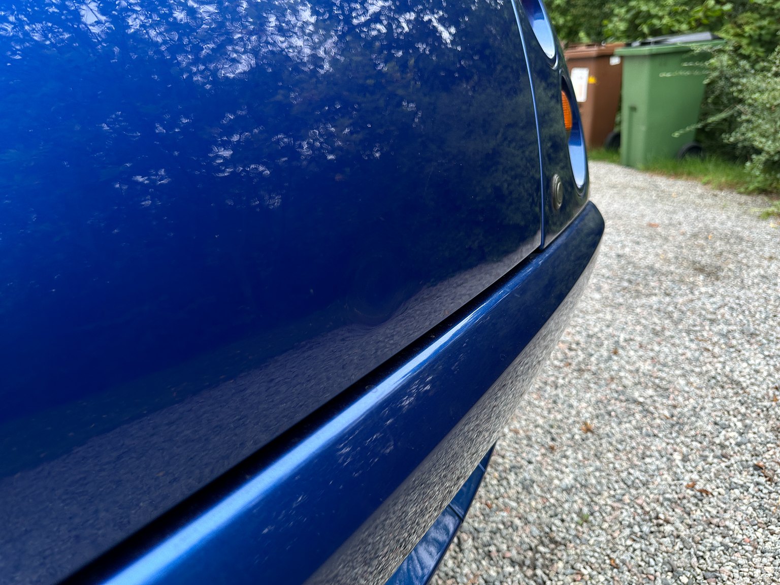 Exterior image of 2000 Fiat Coupé 2.0 Turbo Manuell