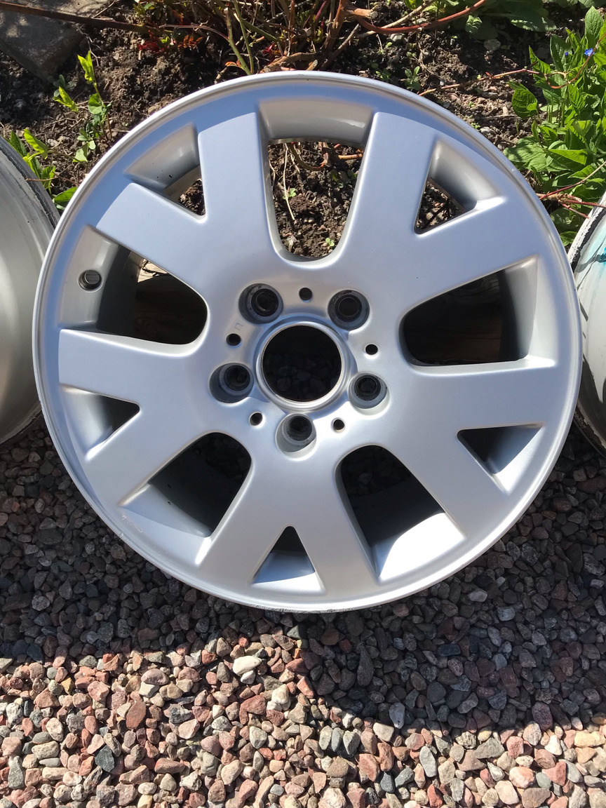 Exteriörbild på 2001 BMW E46 325 Cabriolet (82)