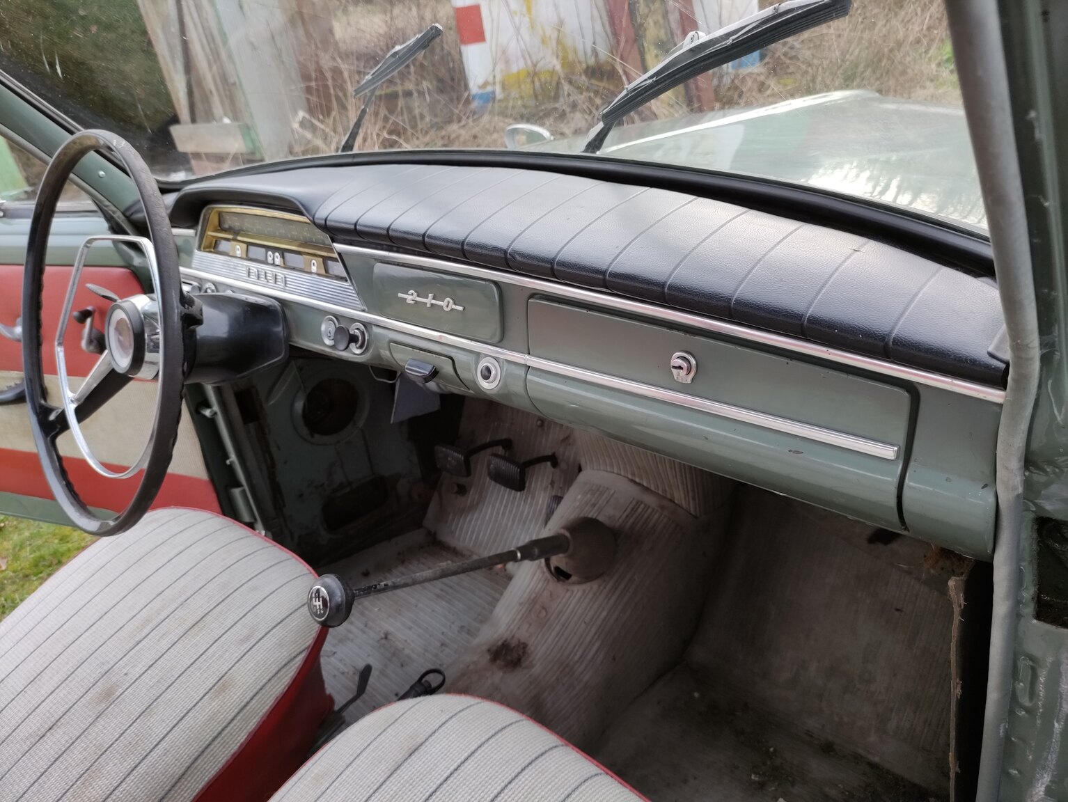 Interior image of 1960 Volvo P210 Duett