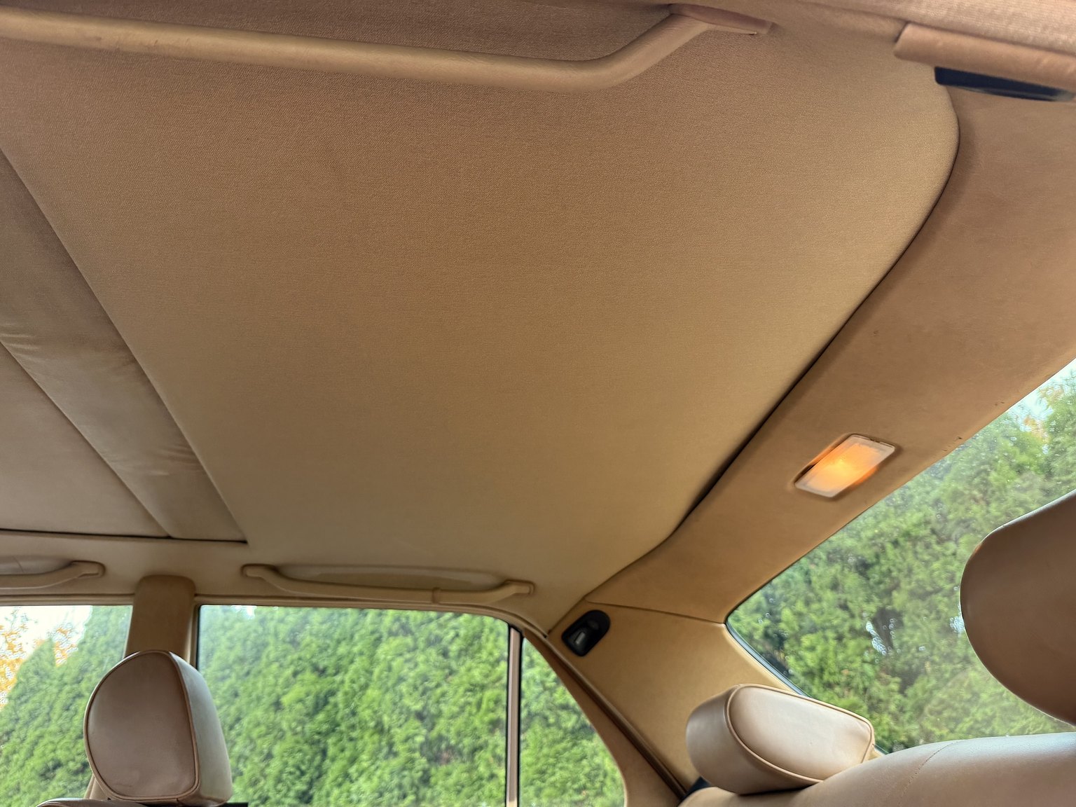 Interiörbild 1987 Mercedes-Benz 300 SE