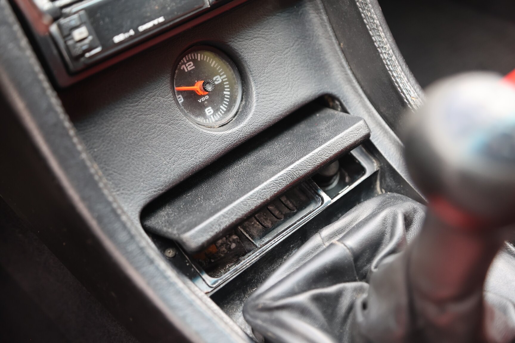 Interior image of 1981 Porsche 928 S