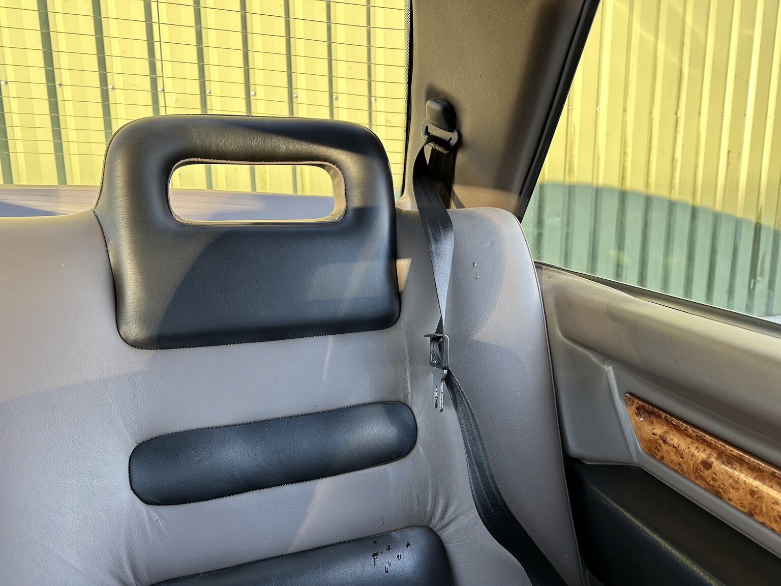 Interiörbild 1987 Volvo 780 Bertone