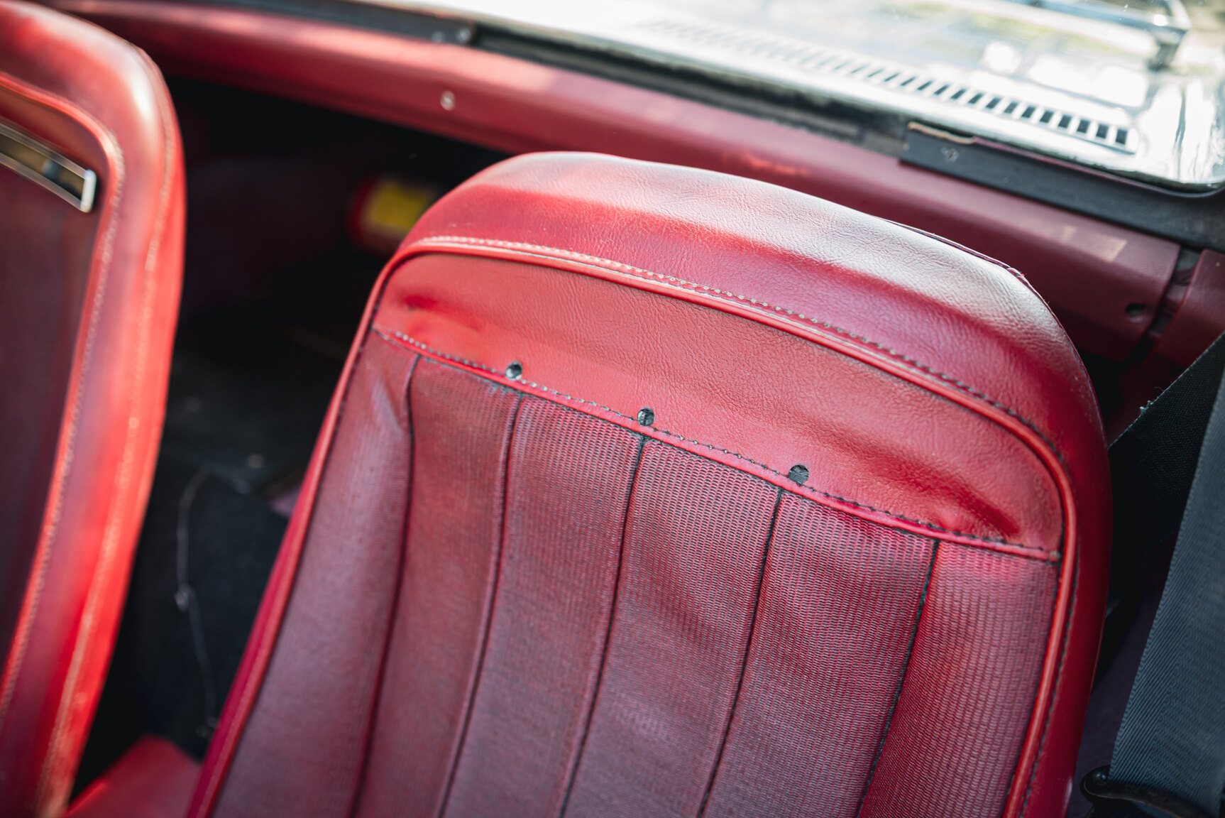 Interior image of 1975 Chevrolet Corvette Stingray (17)