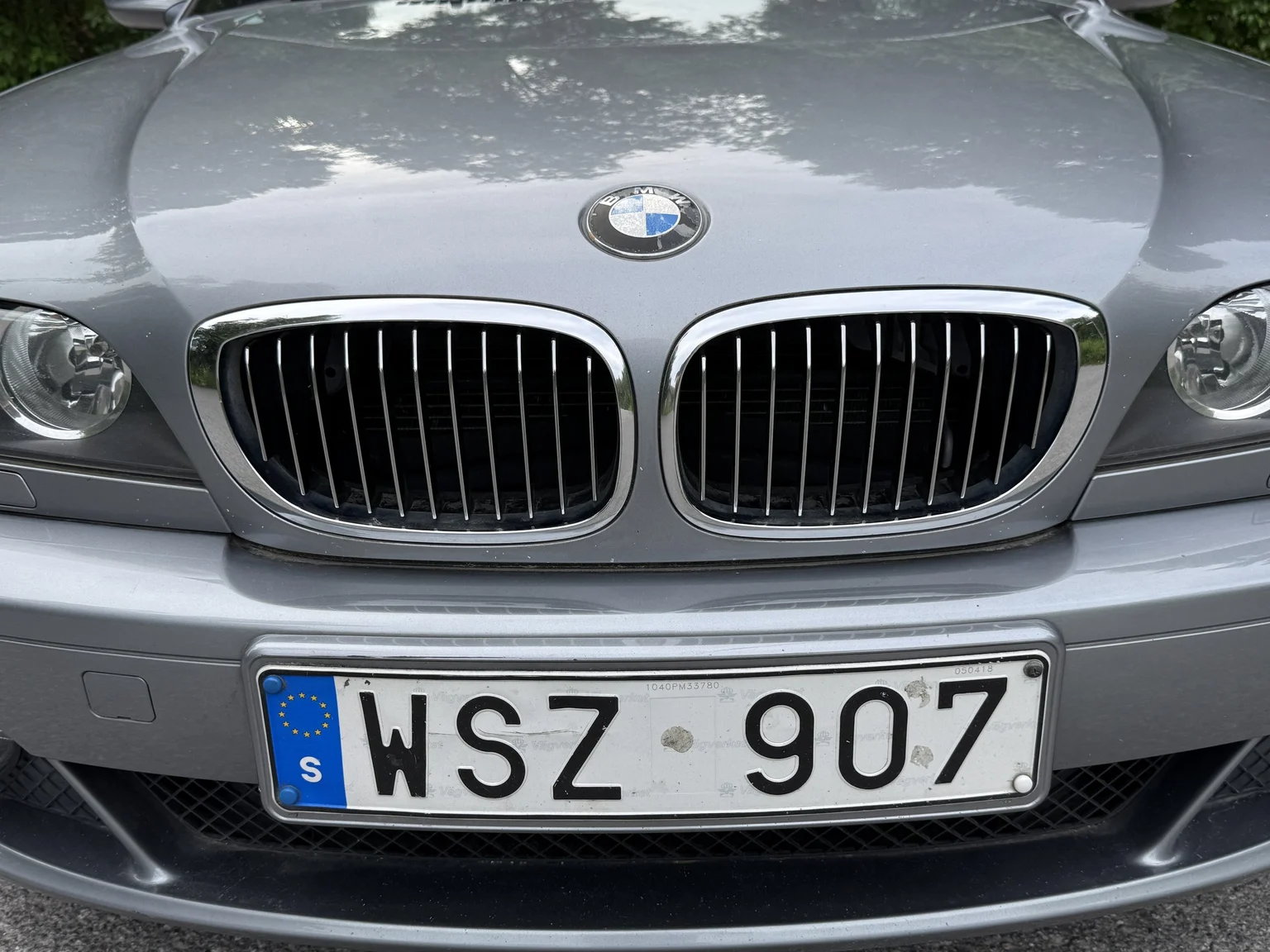 Exterior image of 2005 BMW 320Ci (18)