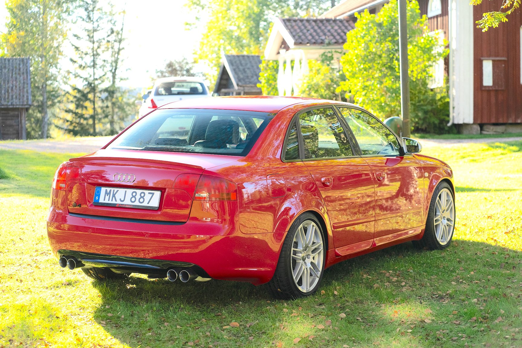 Exterior image of 2007 Audi  S4 quattro 4.2 V8 manuell