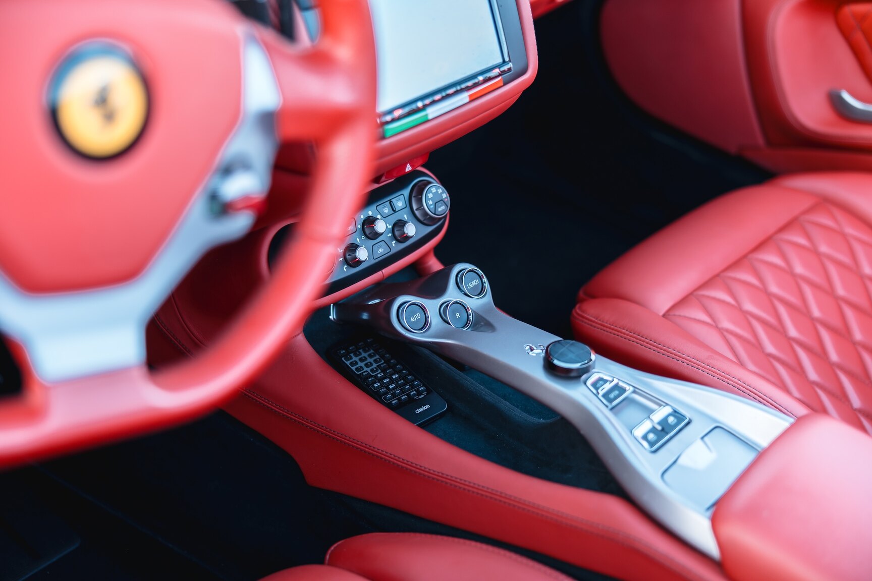 Interior image of 2011 Ferrari California 