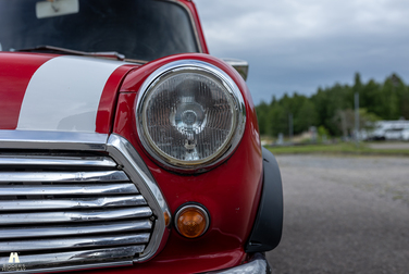 Exterior image of 1970 Austin Mini 1000