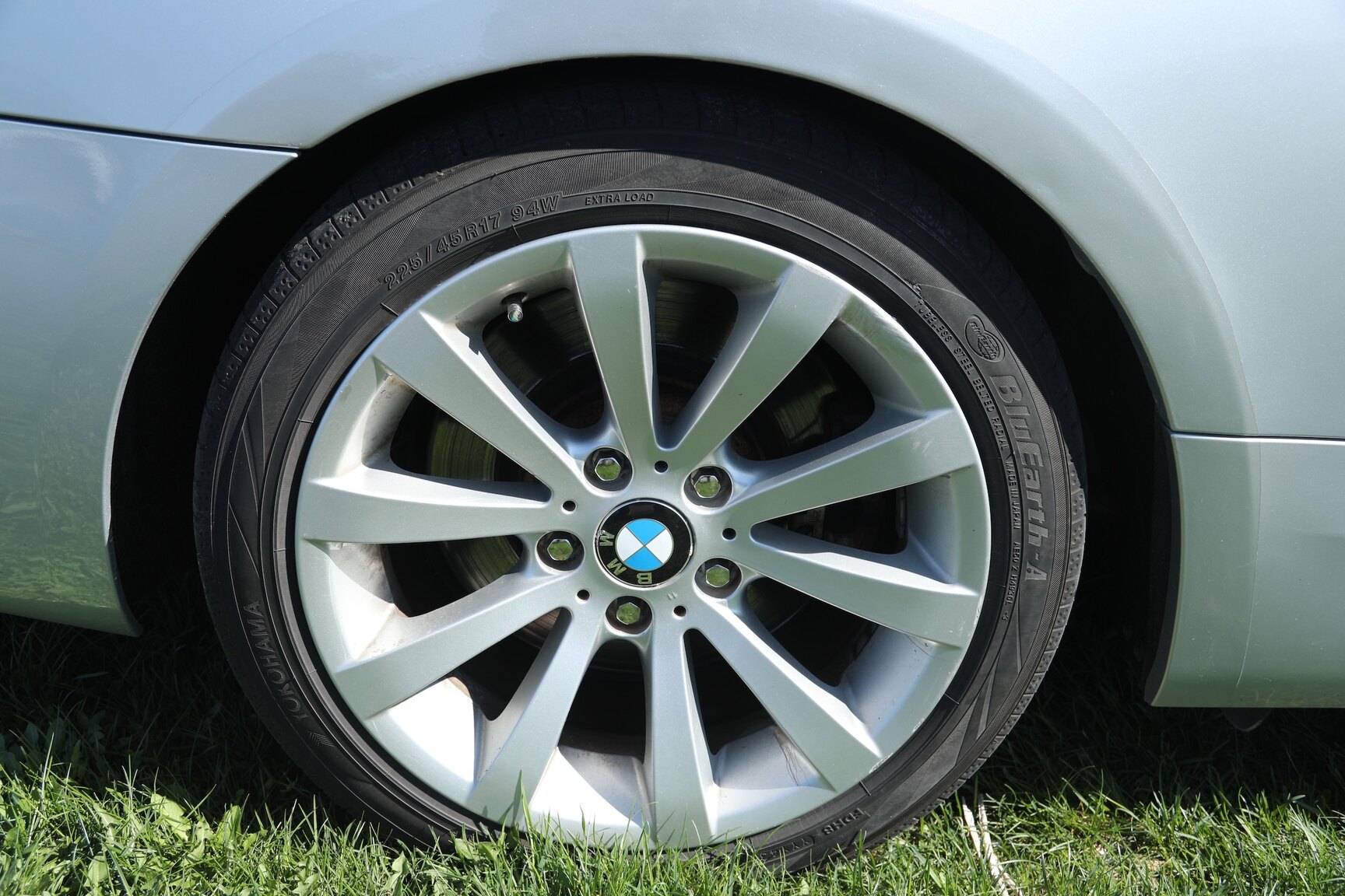 Exterior image of 2008 BMW 325D Cabriolet