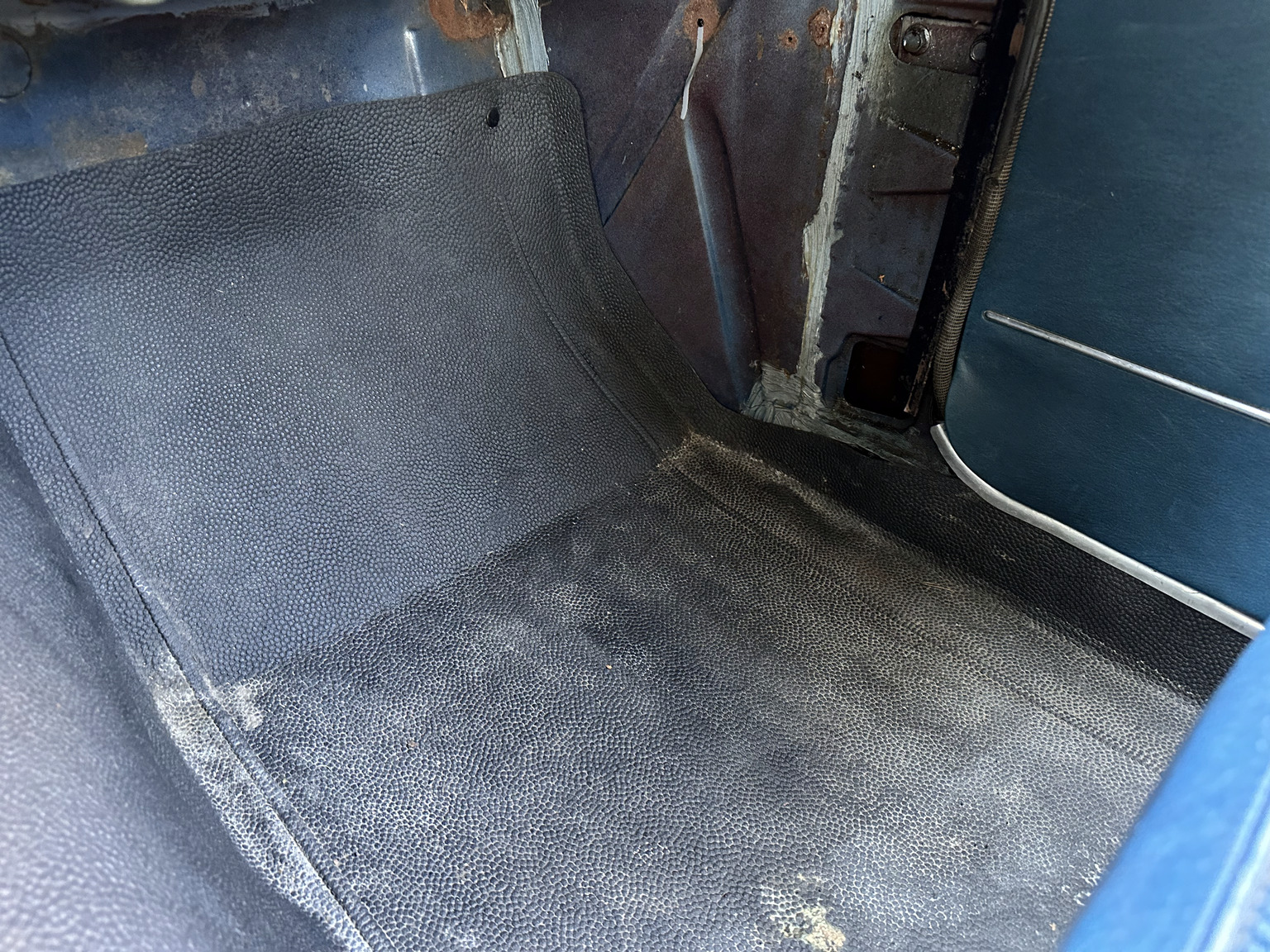 Interior image of 1970 Volvo Amazon 121 (12)