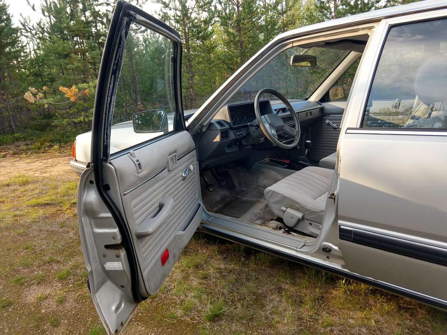 Interiörbild 1983 Datsun Laurel