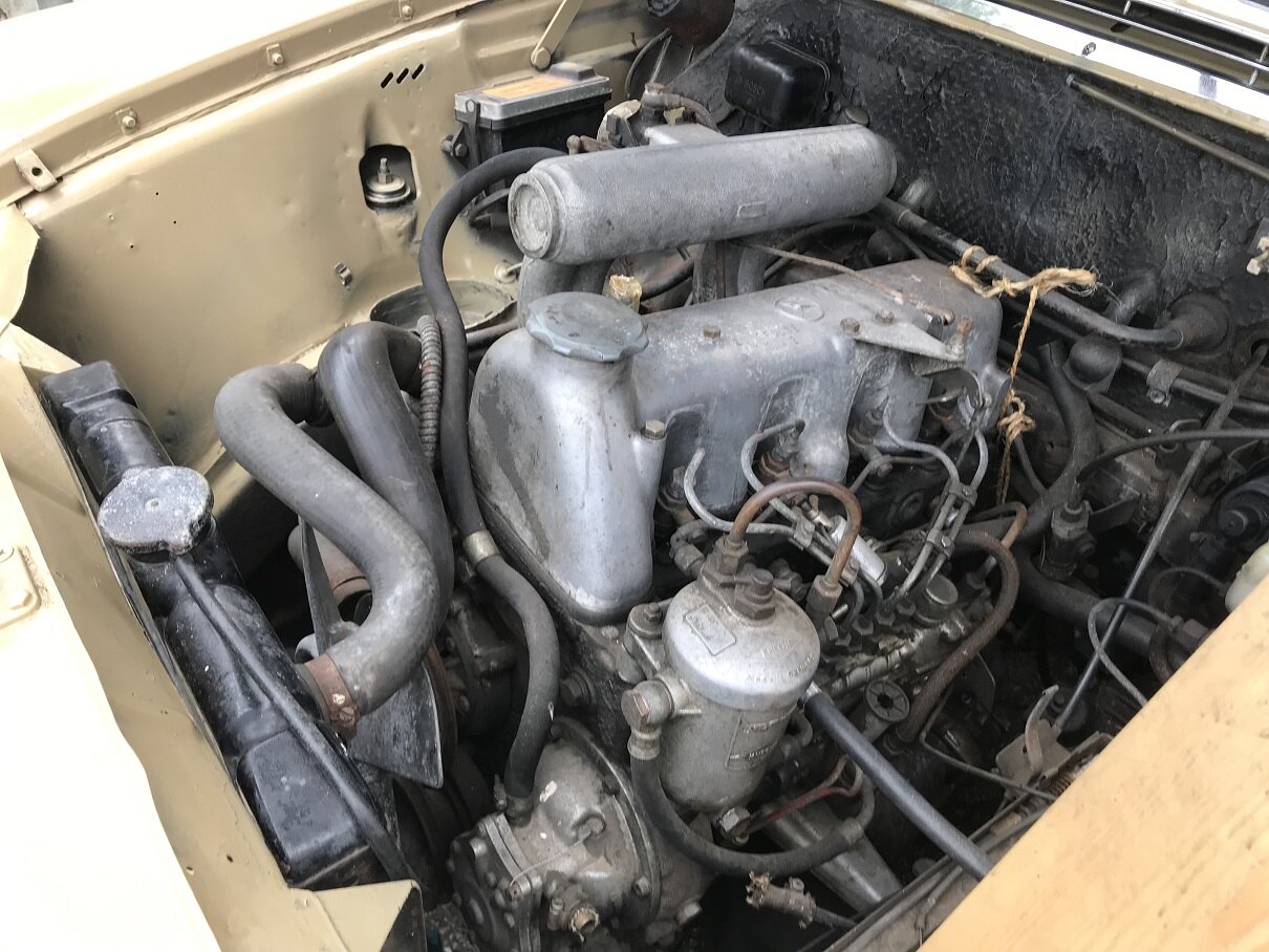 Image of 1965 Mercedes Benz 190 DC Safari mechanics