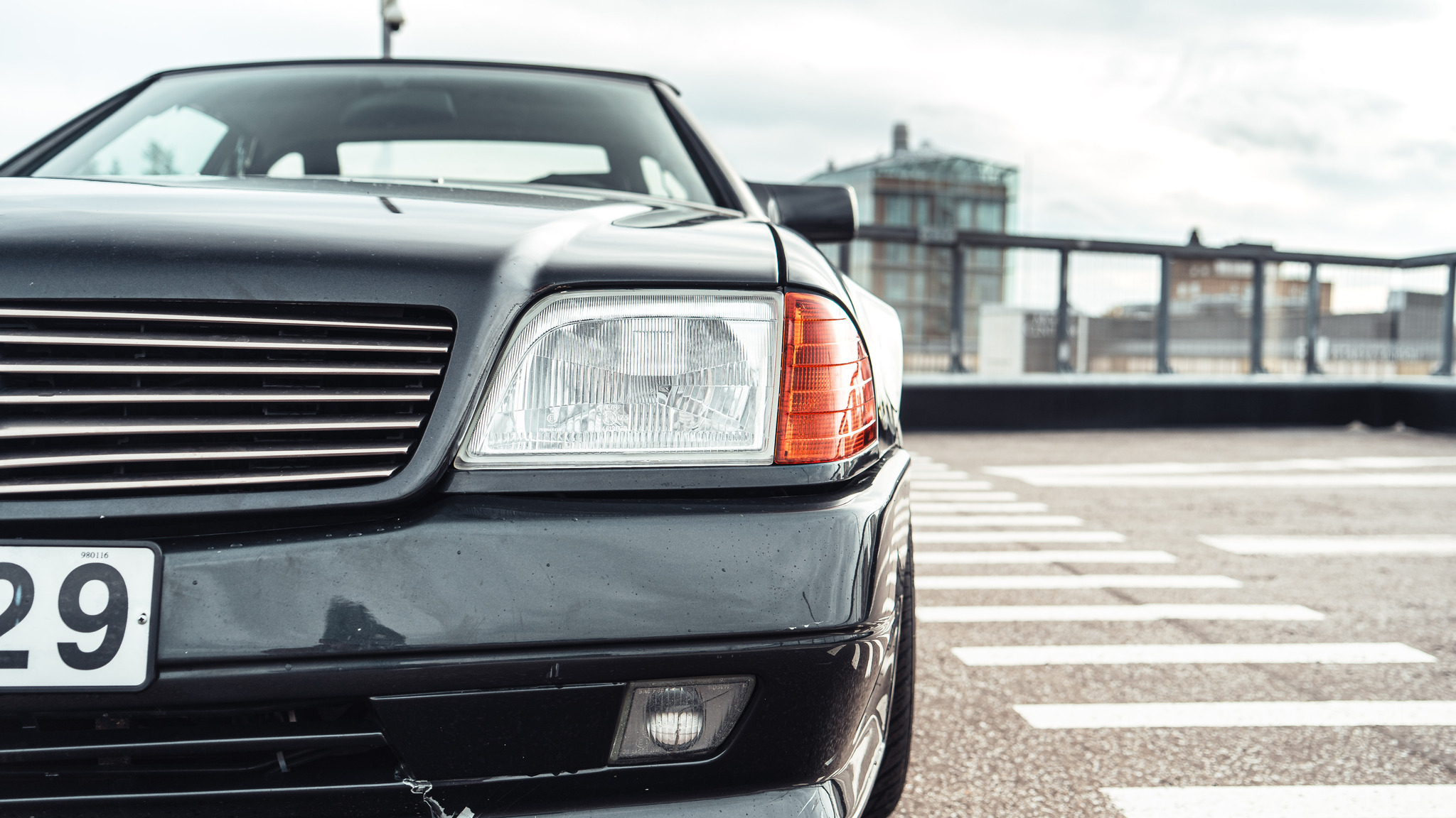 Exterior image of 1994 Mercedes SL320 (R129)  (40)