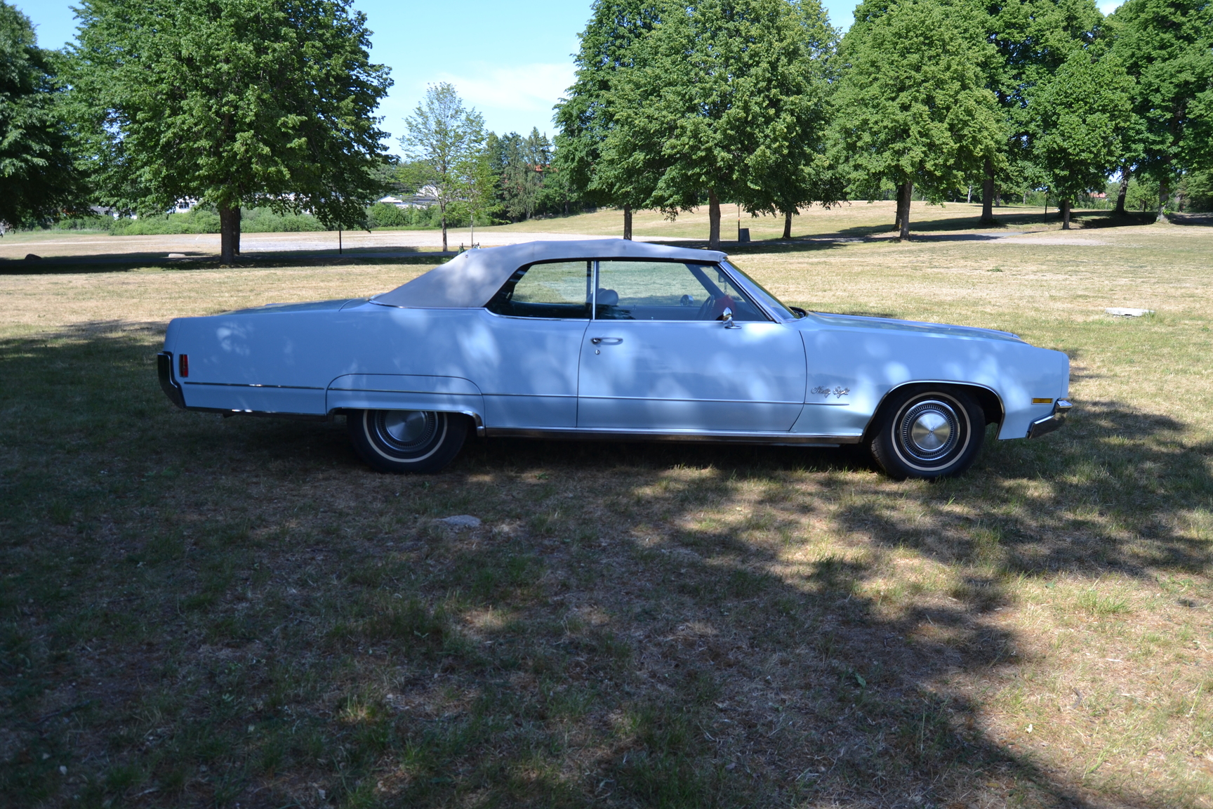 Aussenfoto 1970 Oldsmobile Ninety eight Convertible (5)