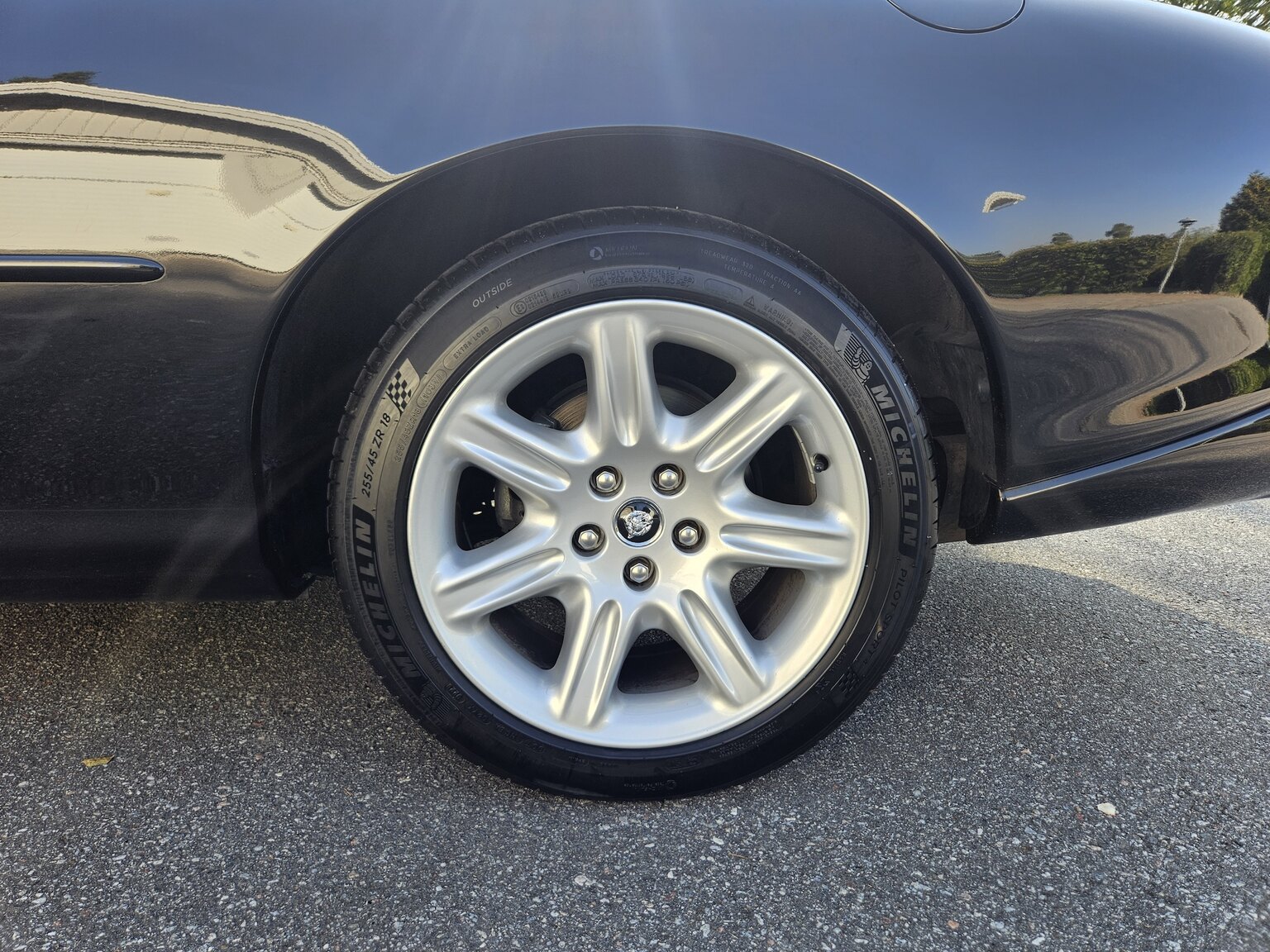 Exteriörbild på 1998 Jaguar XK8 Cabriolet