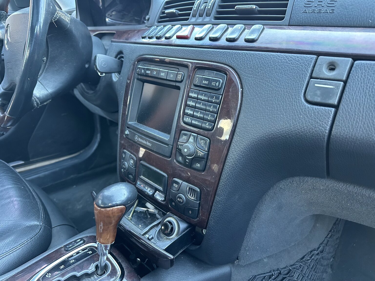 Innenraumfoto von 1999 Mercedes-Benz S 500 L