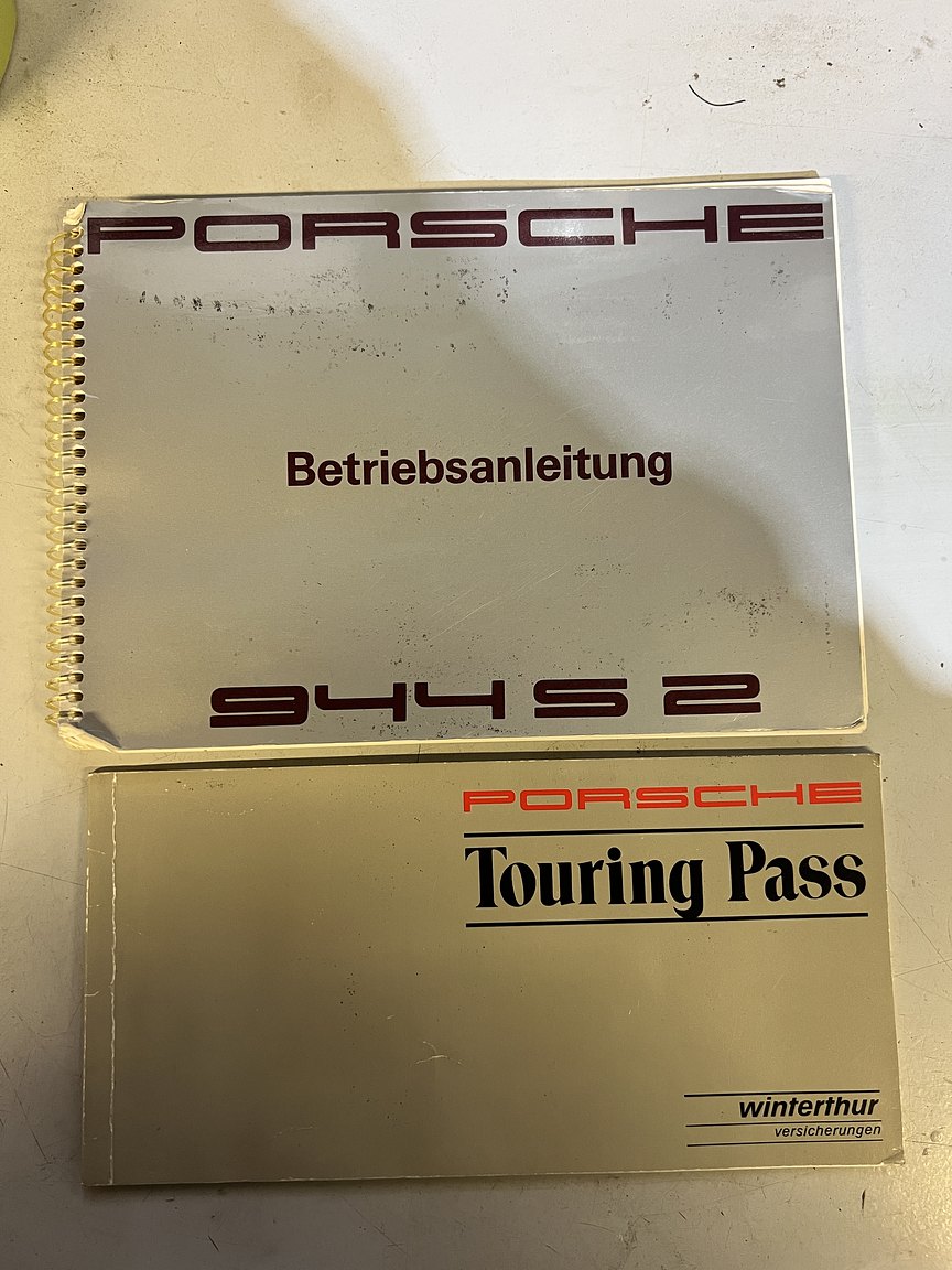 Dokumentation för 1991 PORSCHE 944 S2