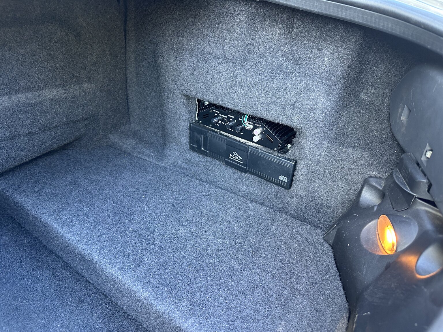 Interiörbild 2000 Jaguar XK 8