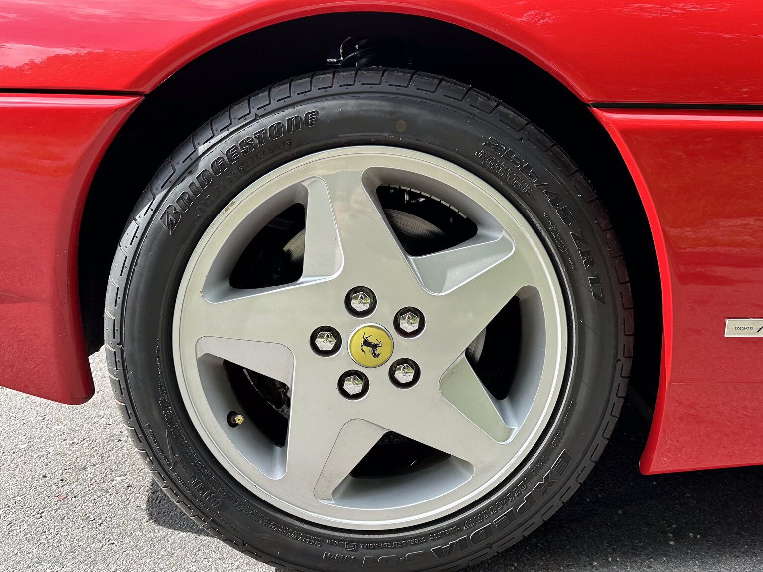 Exterior image of 1990 Ferrari 348 (60)